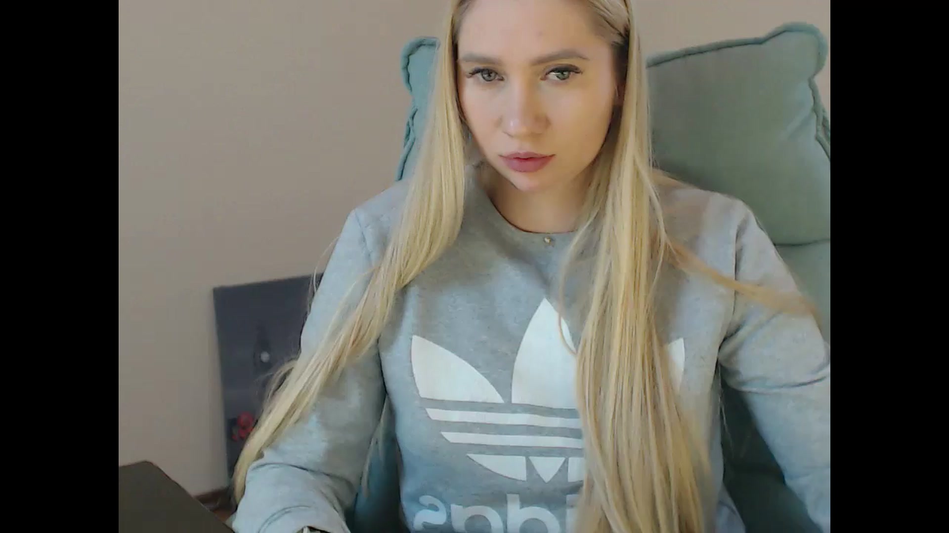 Gallery image thumbnail from Miss_Sylvia's myfreecams stream on, 01/16/2026, 20:28 image 20 of 20