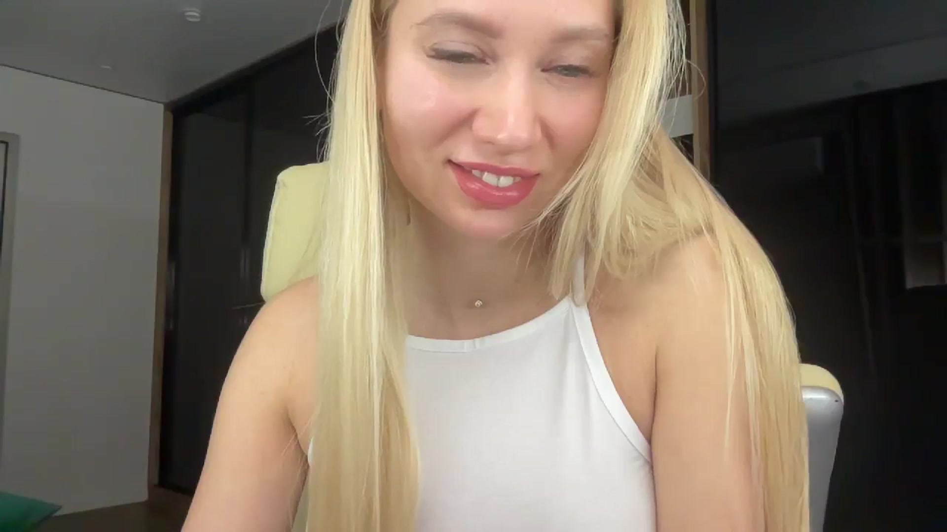 Gallery image thumbnail from Miss_Sylvia's myfreecams stream on, 01/17/2026, 21:37 image 5 of 20