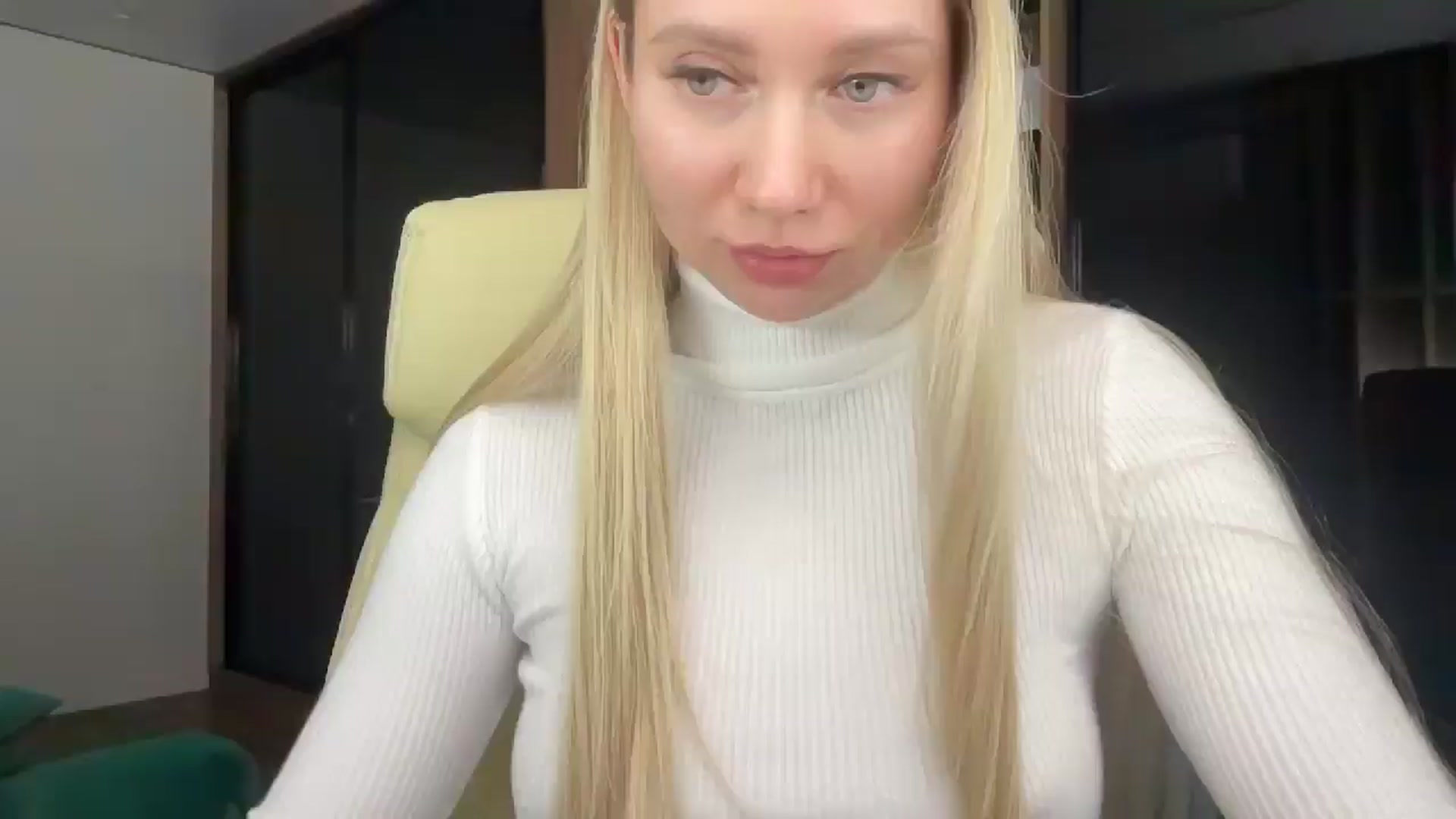 Gallery image thumbnail from Miss_Sylvia's myfreecams stream on, 01/18/2026, 21:05 image 20 of 20