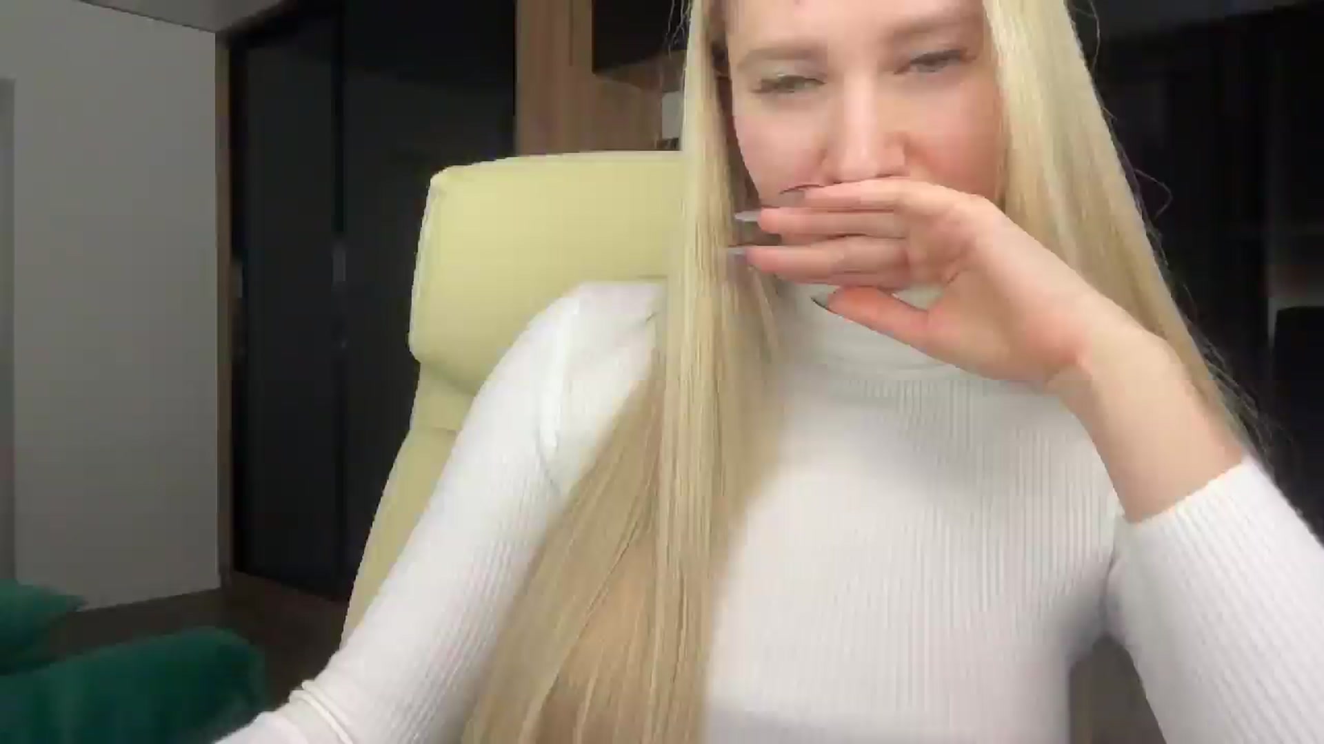 Gallery image thumbnail from Miss_Sylvia's myfreecams stream on, 01/18/2026, 21:05 image 5 of 20