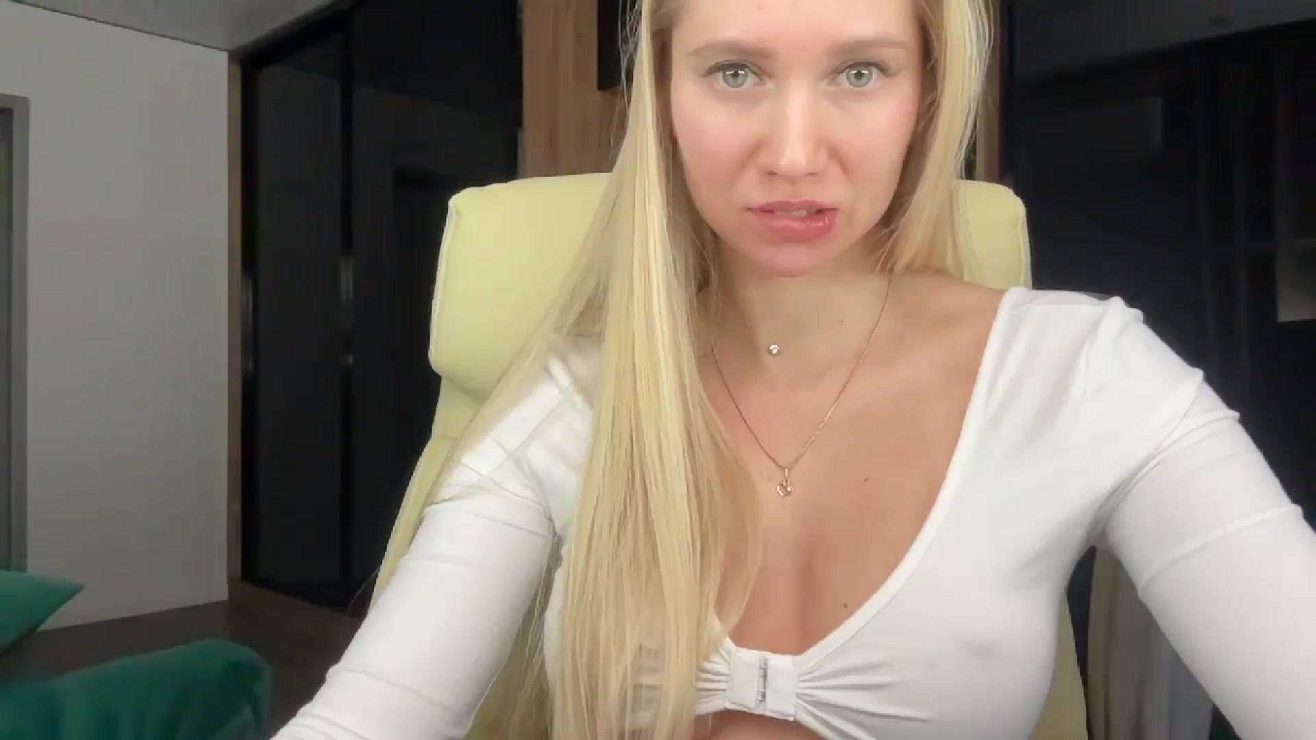 Gallery image thumbnail from Miss_Sylvia's myfreecams stream on, 01/21/2026, 20:22 image 11 of 20
