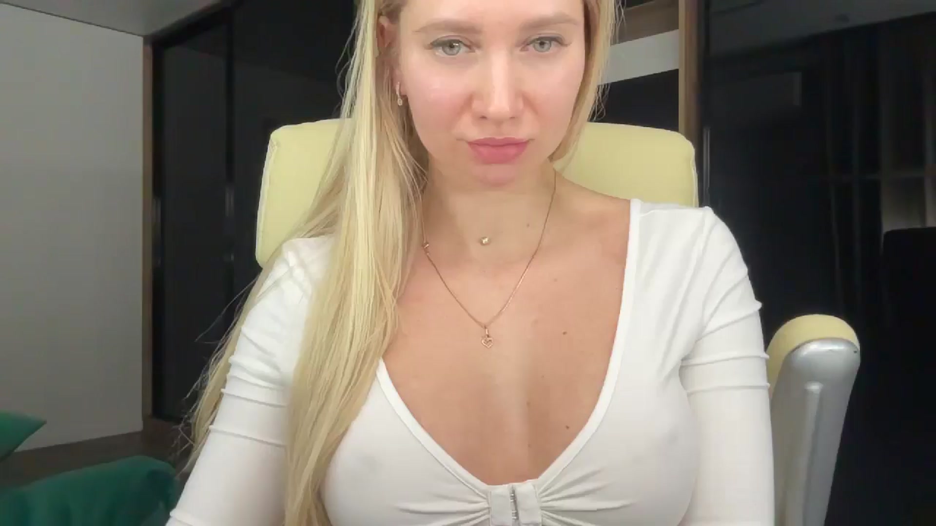 Gallery image thumbnail from Miss_Sylvia's myfreecams stream on, 01/21/2026, 22:17 image 2 of 20
