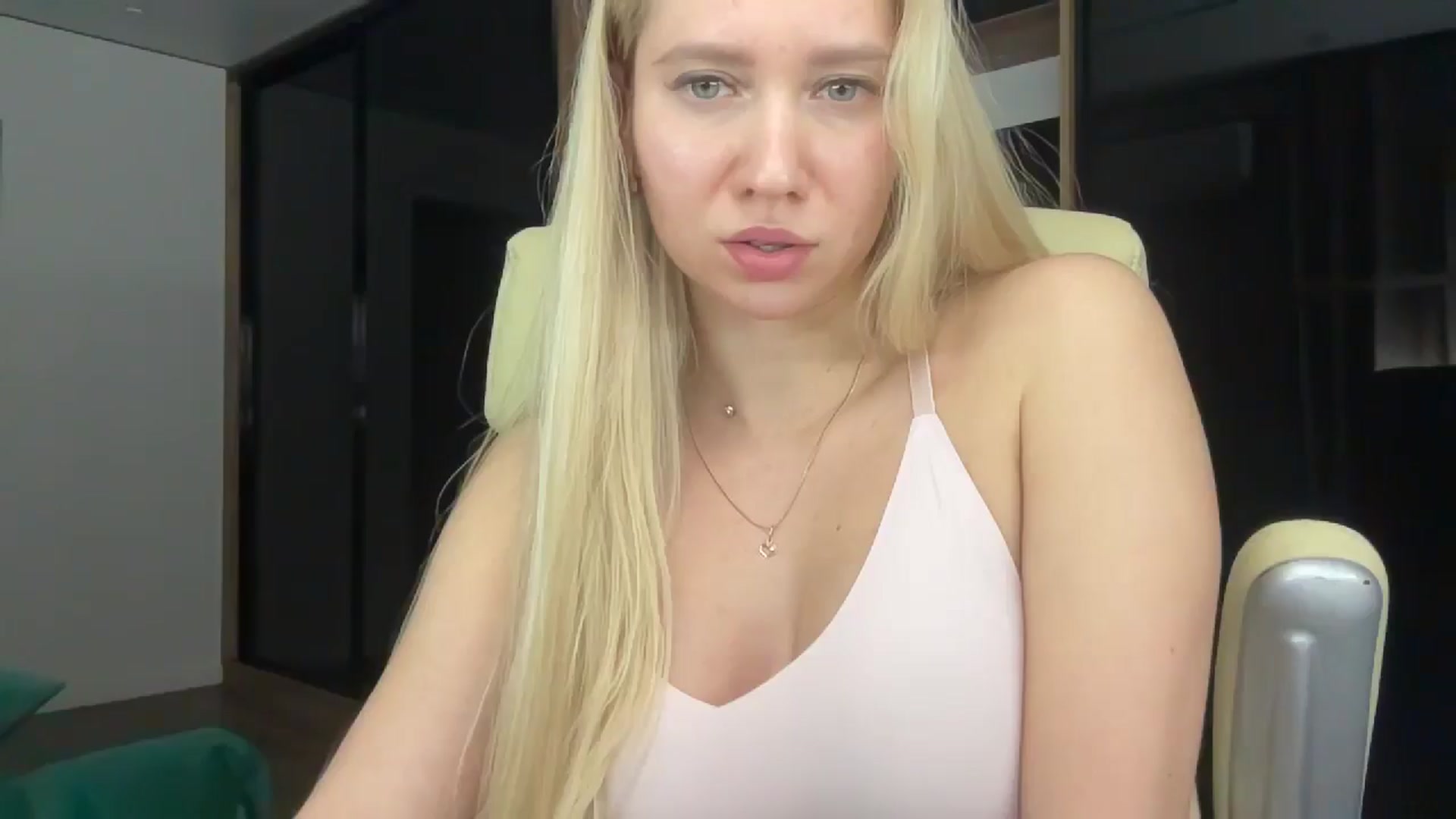 Gallery image thumbnail from Miss_Sylvia's myfreecams stream on, 01/22/2026, 21:07 image 17 of 20