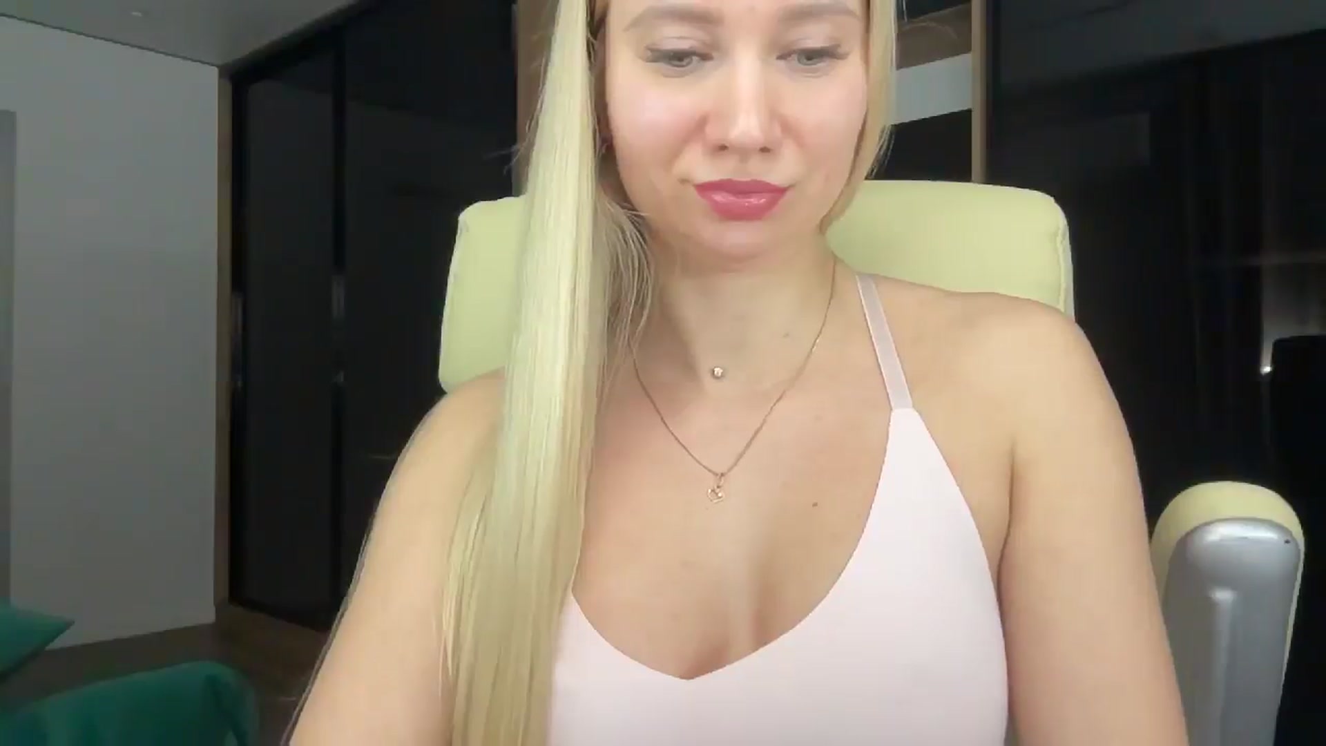 Gallery image thumbnail from Miss_Sylvia's myfreecams stream on, 01/22/2026, 21:07 image 20 of 20