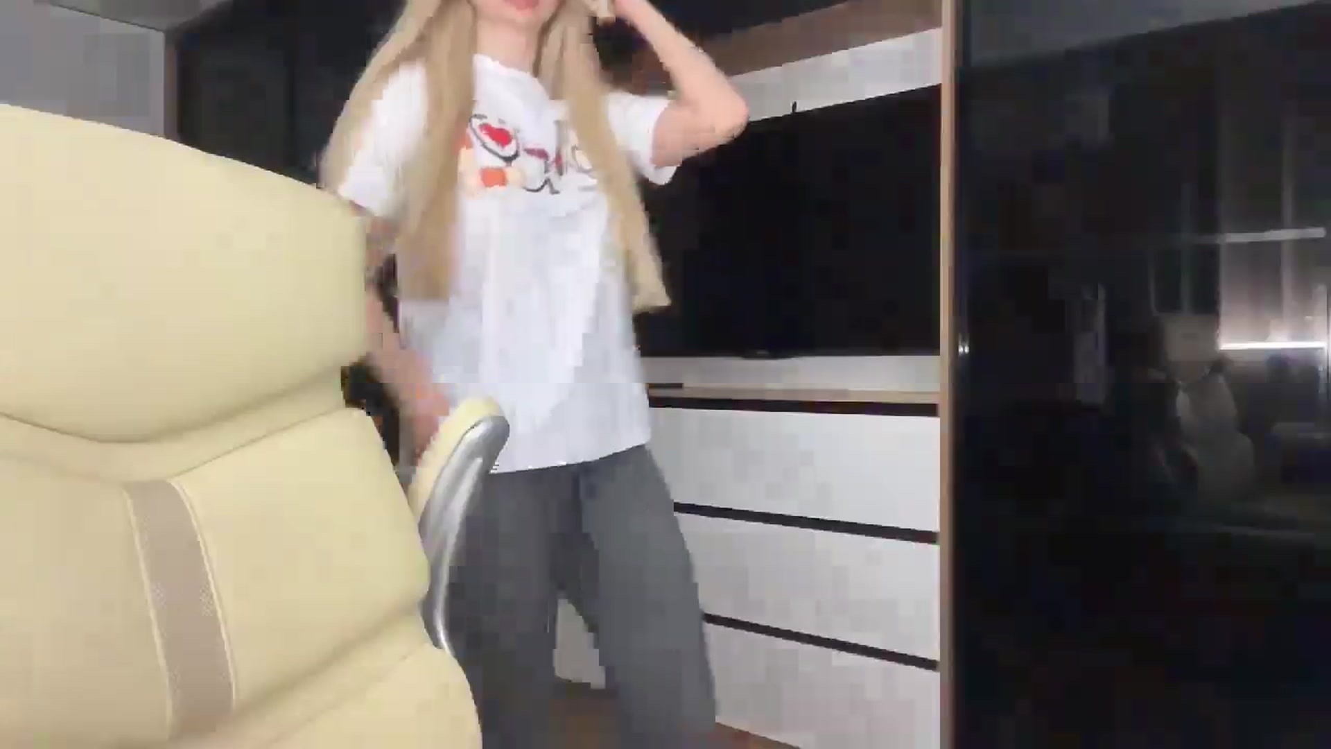 Gallery image thumbnail from Miss_Sylvia's myfreecams stream on, 01/23/2026, 19:02 image 19 of 20