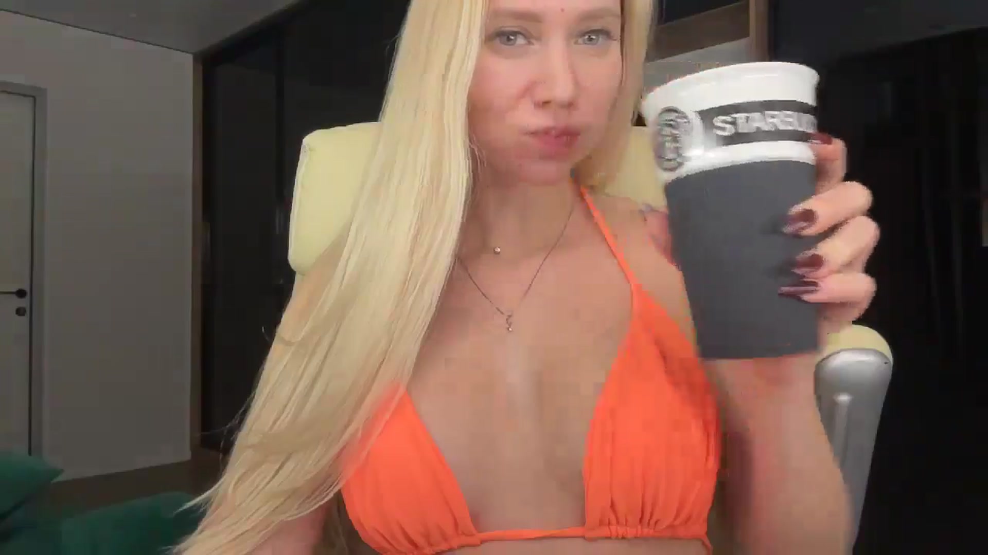 Gallery image thumbnail from Miss_Sylvia's myfreecams stream on, 01/25/2026, 22:11 image 8 of 20