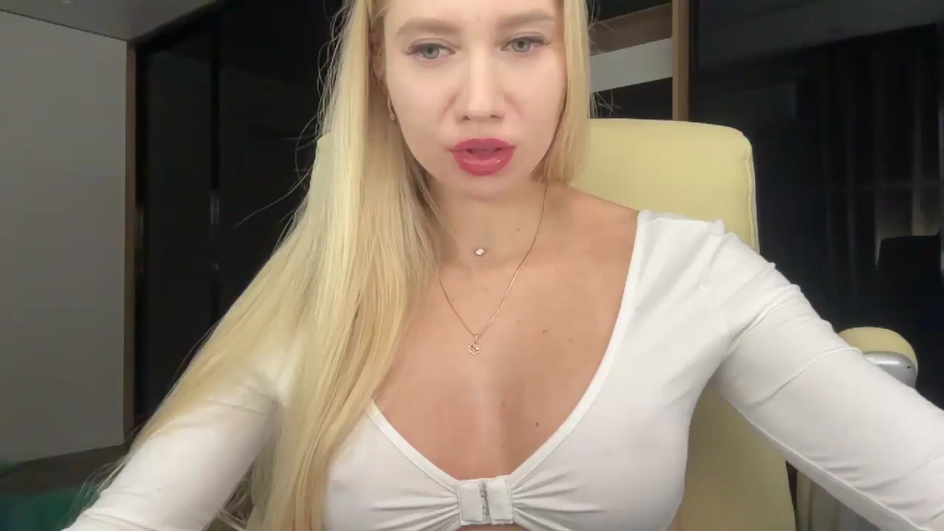Gallery image thumbnail from Miss_Sylvia's myfreecams stream on, 01/26/2026, 16:12 image 16 of 20