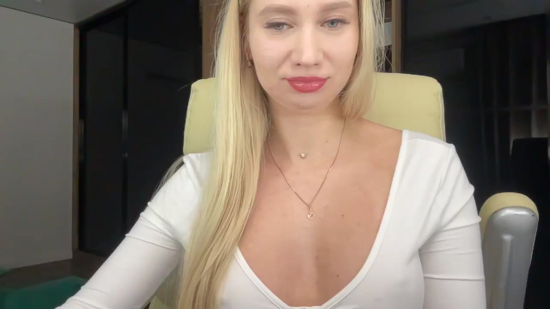 Gallery image thumbnail from Miss_Sylvia's myfreecams stream on, 01/26/2026, 16:12 image 6 of 20