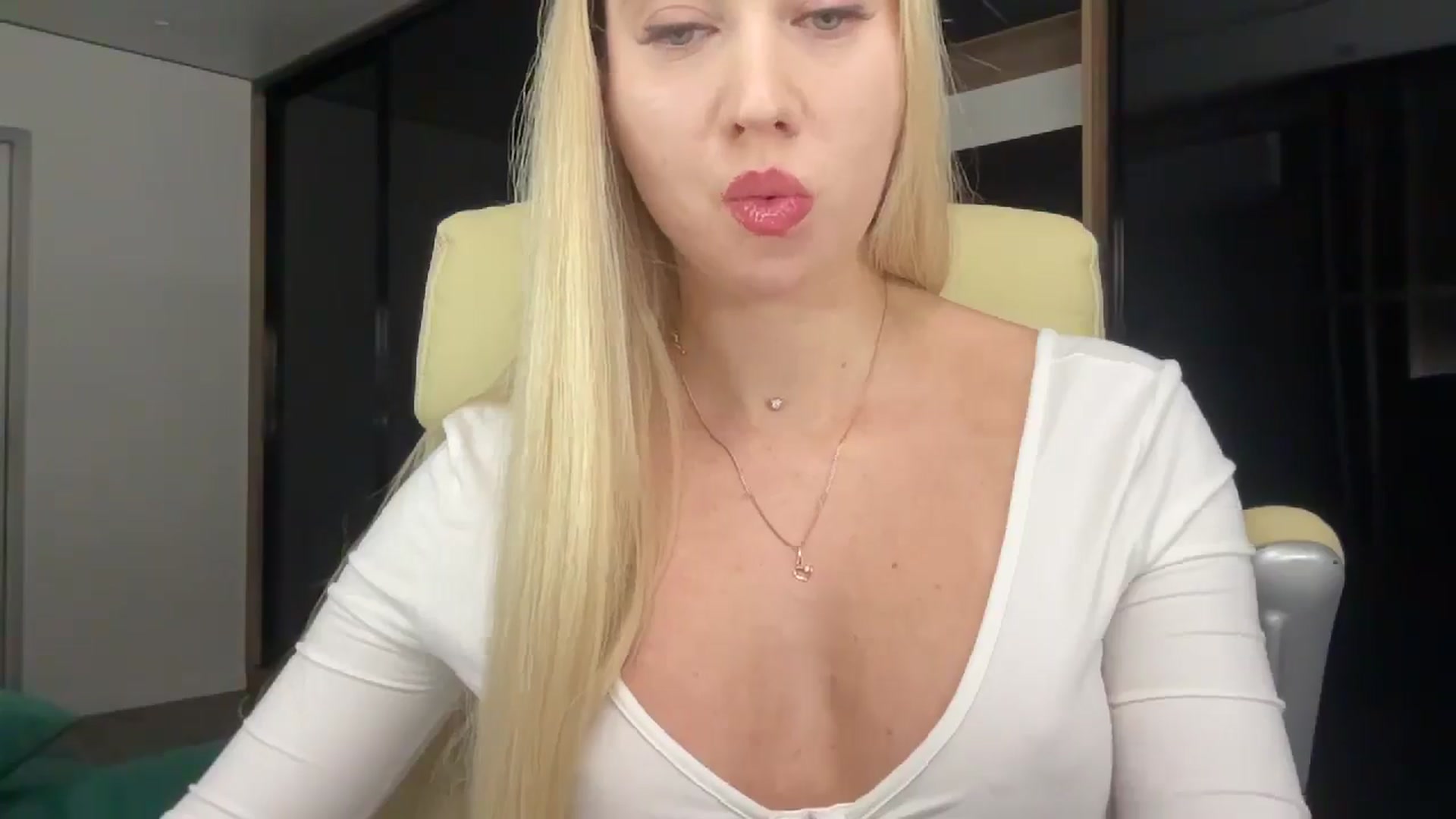 Gallery image thumbnail from Miss_Sylvia's myfreecams stream on, 01/26/2026, 17:24 image 2 of 20
