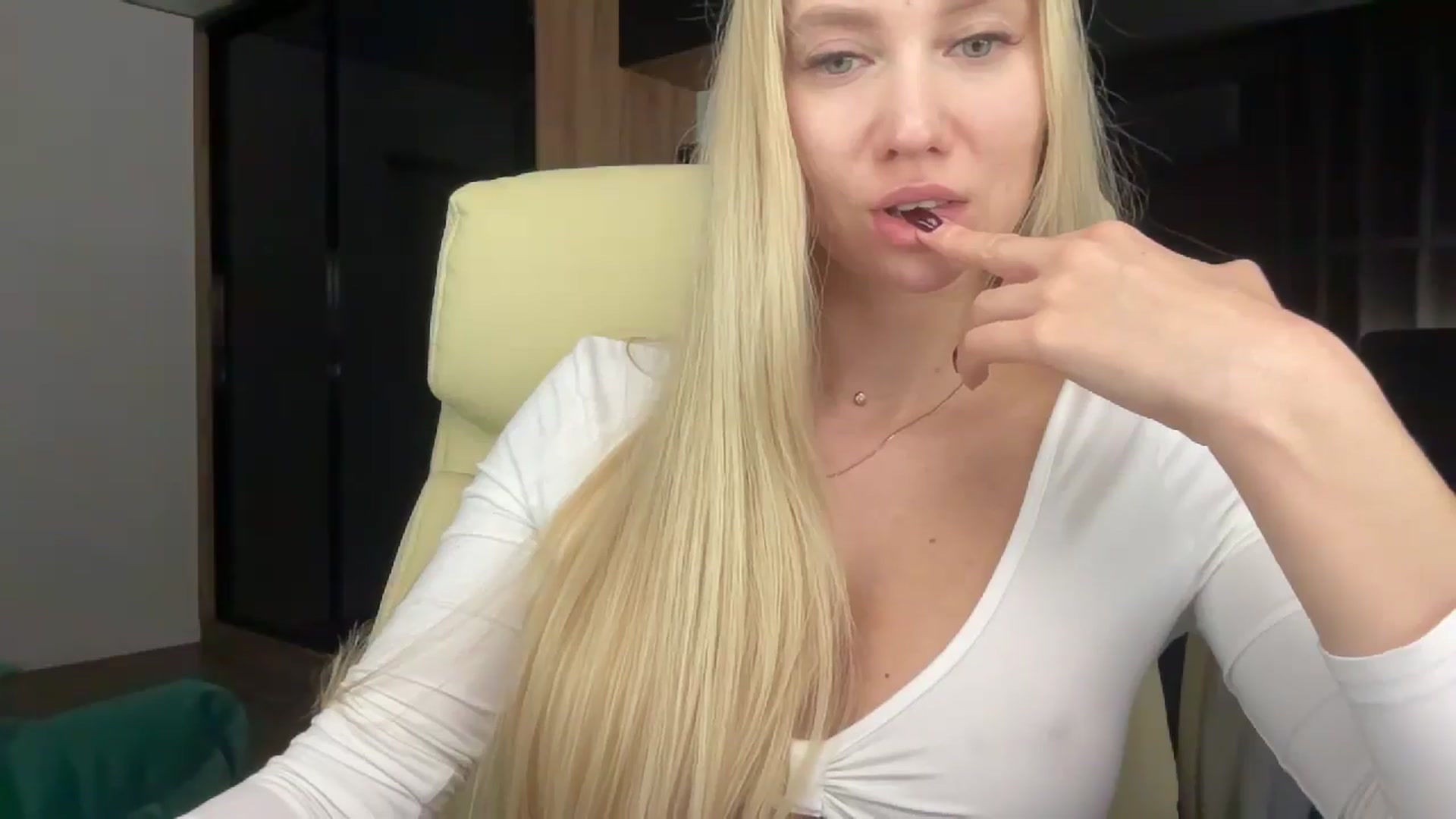 Gallery image thumbnail from Miss_Sylvia's myfreecams stream on, 01/26/2026, 21:18 image 20 of 20
