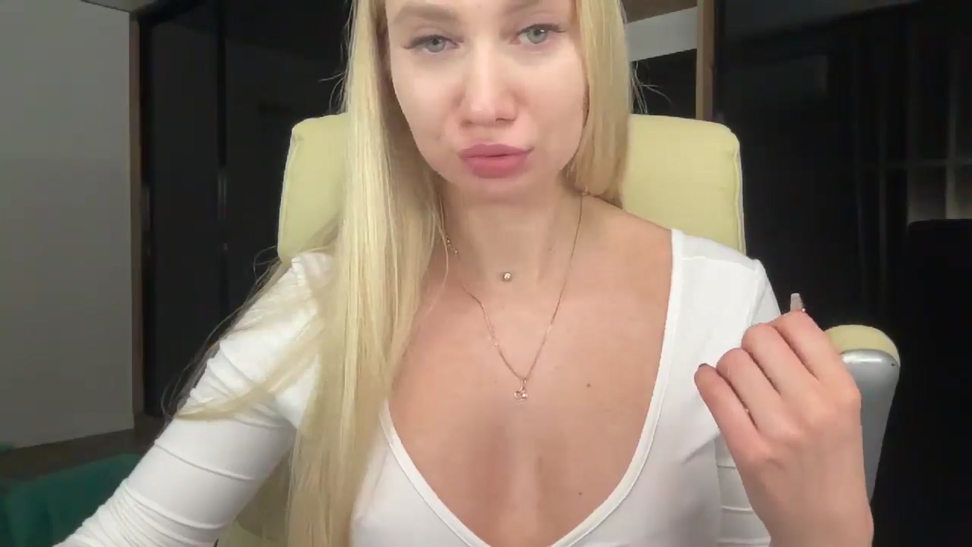 Gallery image thumbnail from Miss_Sylvia's myfreecams stream on, 01/26/2026, 21:18 image 4 of 20