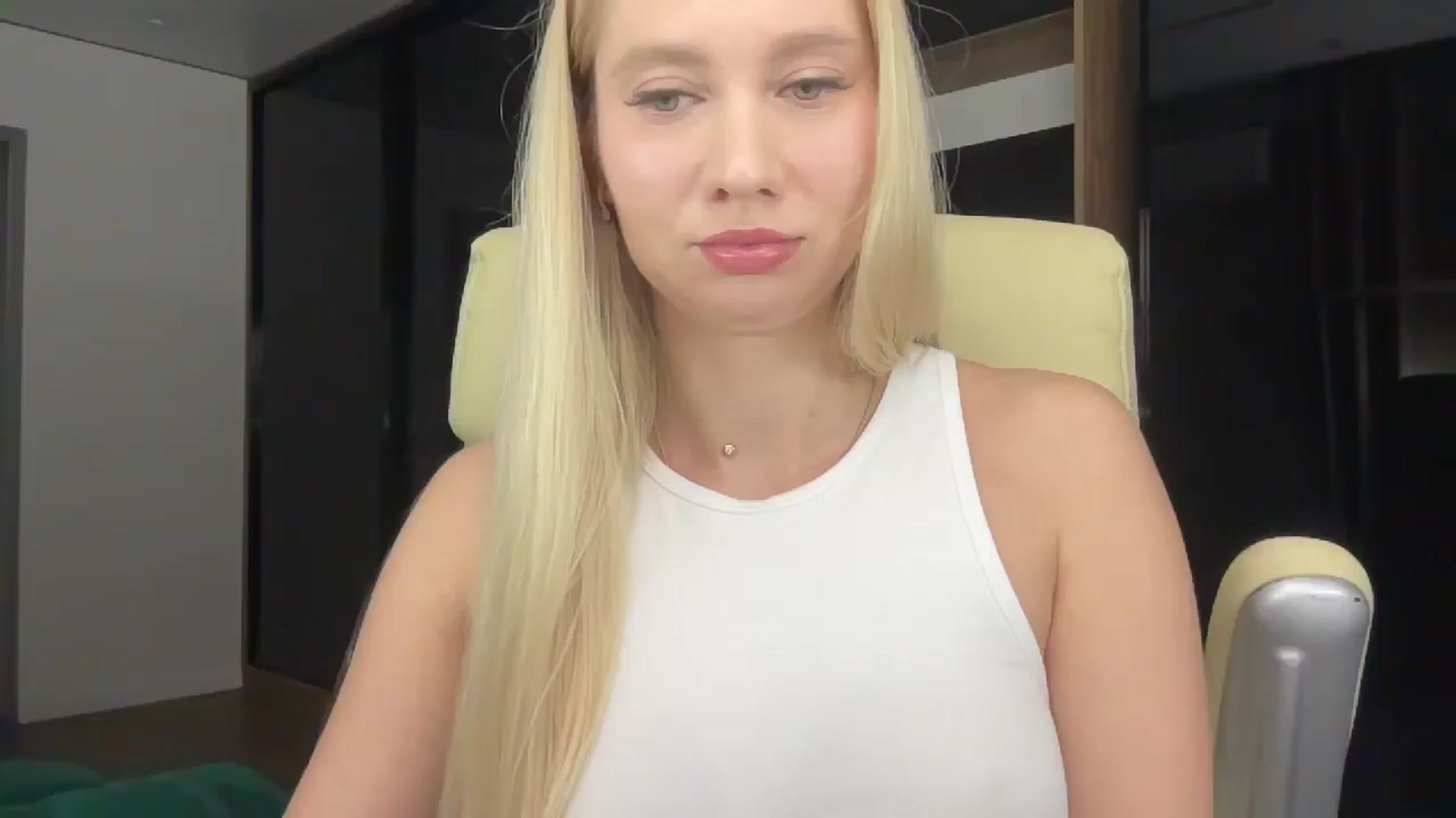 Gallery image thumbnail from Miss_Sylvia's myfreecams stream on, 01/27/2026, 18:17 image 7 of 20