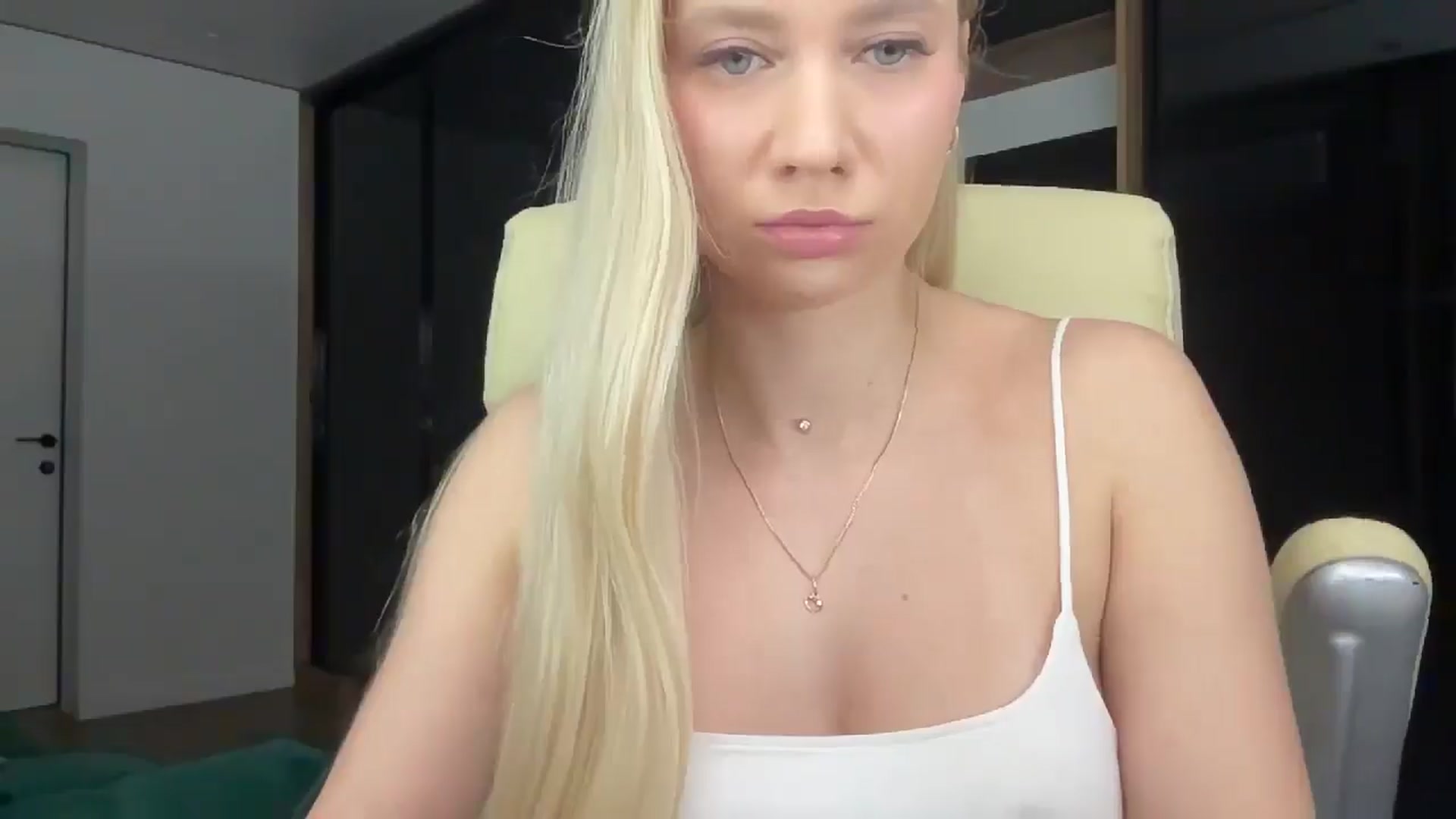 Gallery image thumbnail from Miss_Sylvia's myfreecams stream on, 01/28/2026, 19:18 image 4 of 20