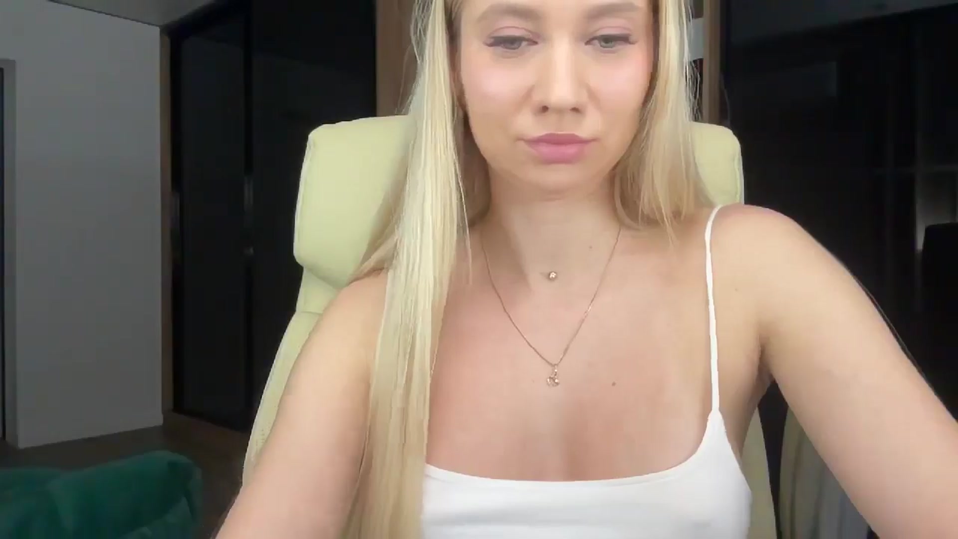 Gallery image thumbnail from Miss_Sylvia's myfreecams stream on, 01/28/2026, 20:11 image 5 of 20