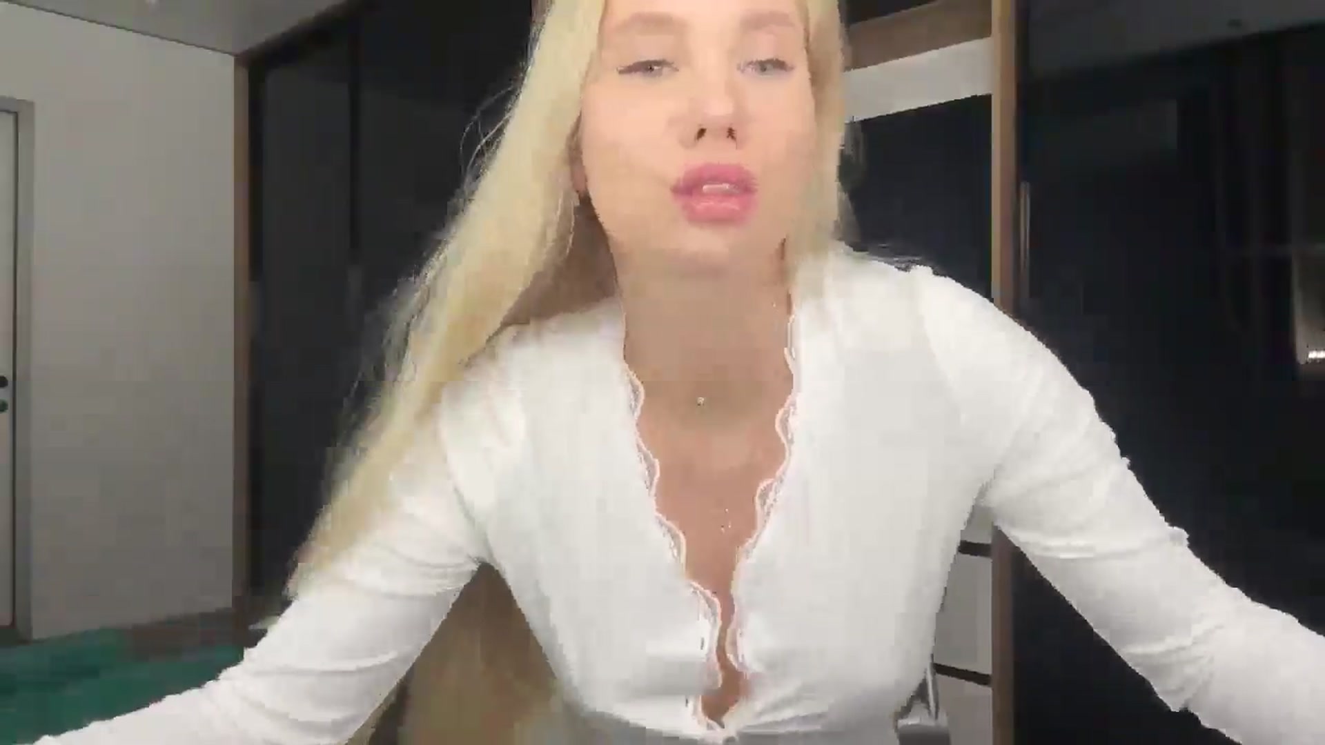 Gallery image thumbnail from Miss_Sylvia's myfreecams stream on, 01/29/2026, 22:03 image 6 of 20