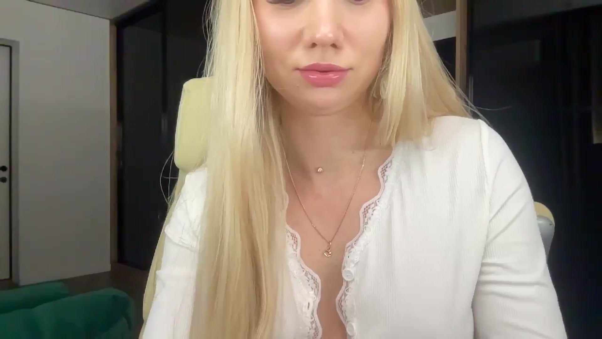 Gallery image thumbnail from Miss_Sylvia's myfreecams stream on, 01/29/2026, 22:03 image 19 of 20