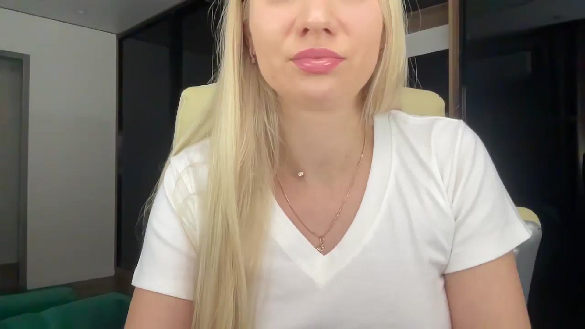 Gallery image thumbnail from Miss_Sylvia's myfreecams stream on, 01/30/2026, 17:16 image 15 of 20