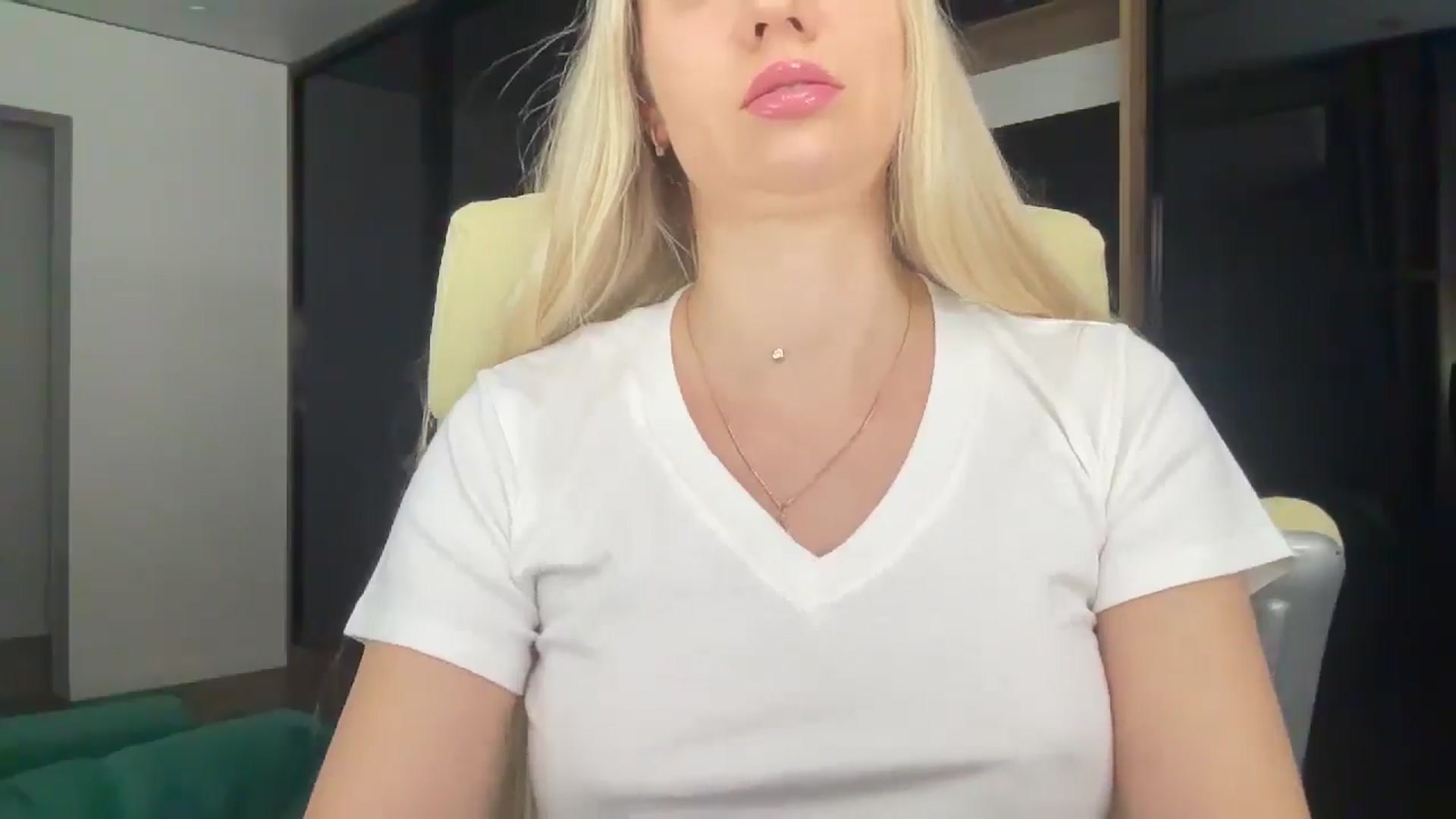 Gallery image thumbnail from Miss_Sylvia's myfreecams stream on, 01/30/2026, 17:16 image 3 of 20