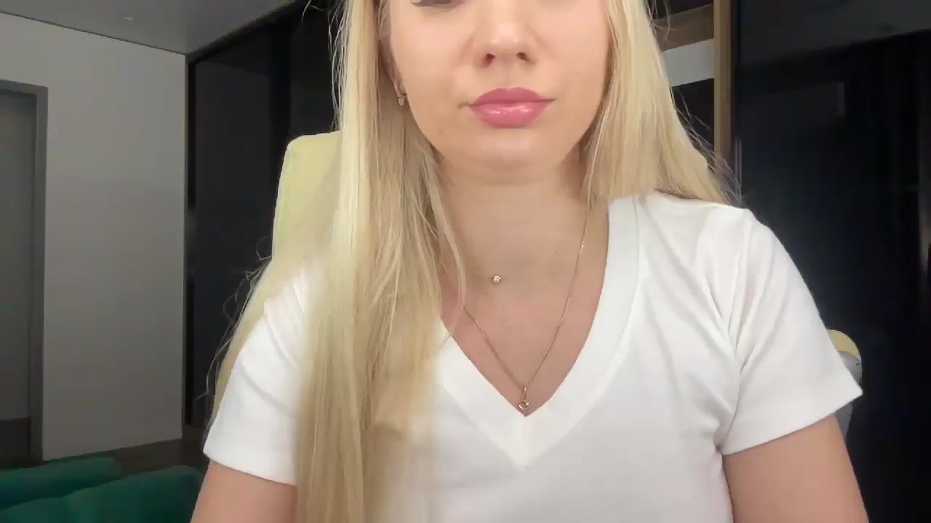 Gallery image thumbnail from Miss_Sylvia's myfreecams stream on, 01/30/2026, 17:16 image 17 of 20