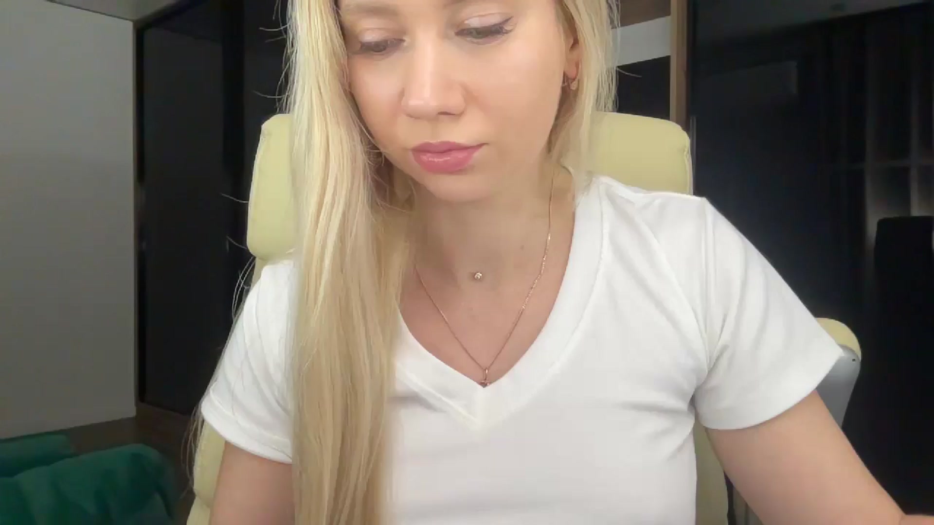 Gallery image thumbnail from Miss_Sylvia's myfreecams stream on, 01/30/2026, 19:32 image 3 of 20