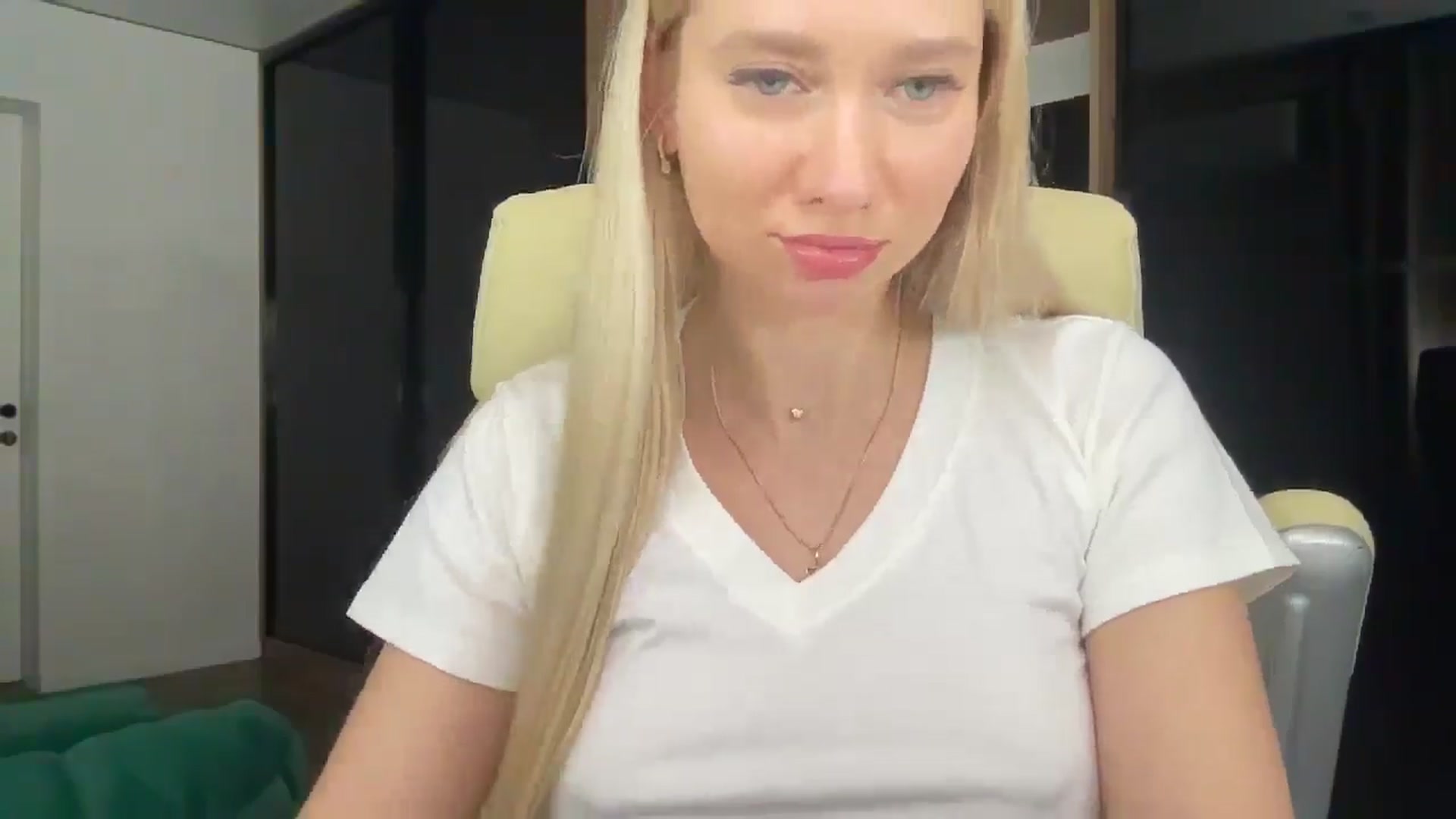 Gallery image thumbnail from Miss_Sylvia's myfreecams stream on, 01/30/2026, 21:30 image 5 of 20