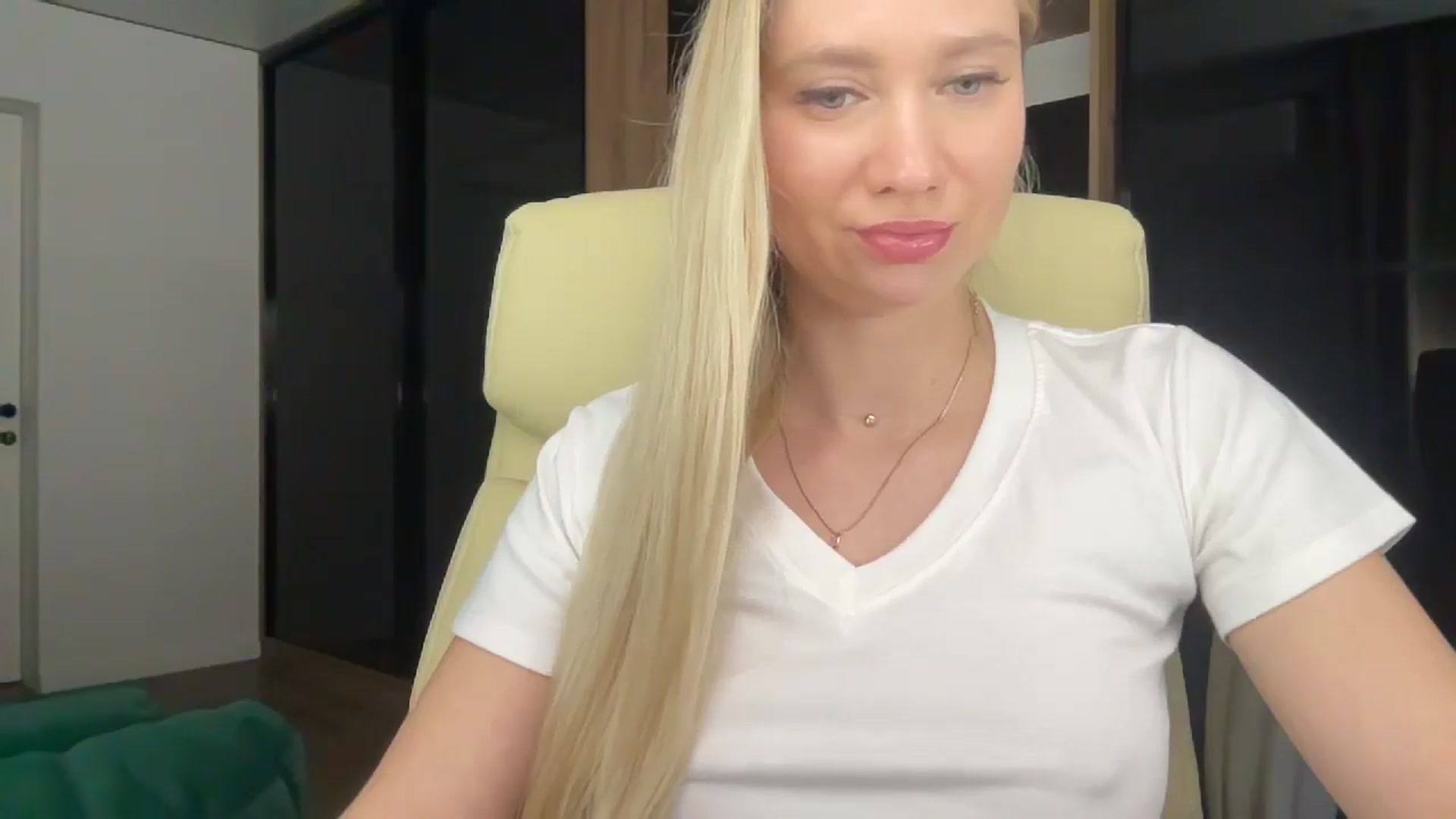 Gallery image thumbnail from Miss_Sylvia's myfreecams stream on, 01/30/2026, 21:30 image 15 of 20