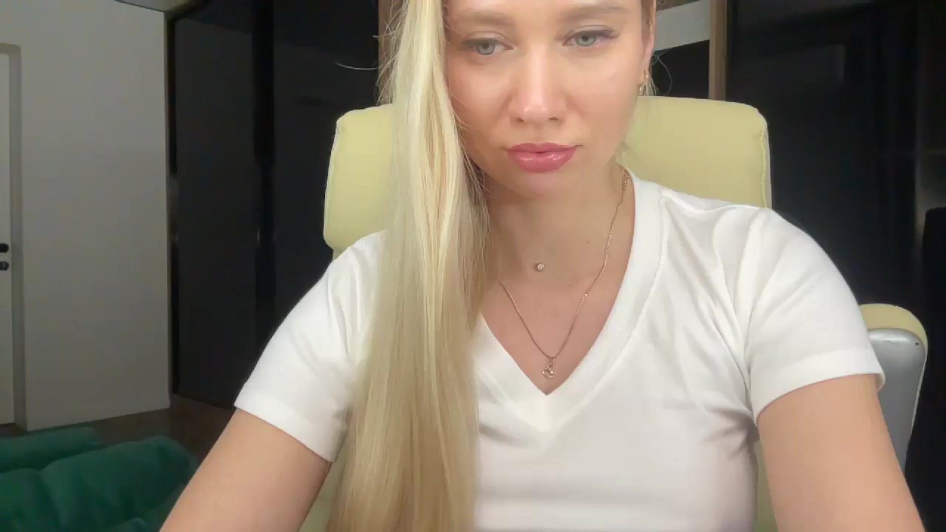 Gallery image thumbnail from Miss_Sylvia's myfreecams stream on, 01/30/2026, 21:30 image 20 of 20