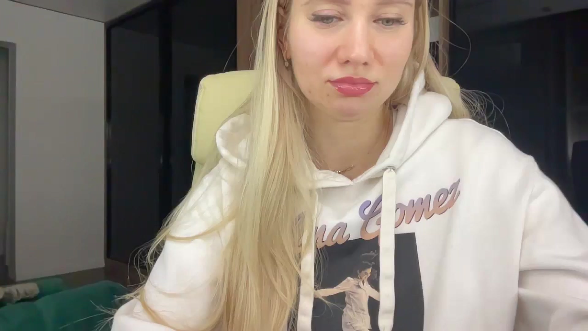 Gallery image thumbnail from Miss_Sylvia's myfreecams stream on, 01/31/2026, 20:10 image 12 of 20
