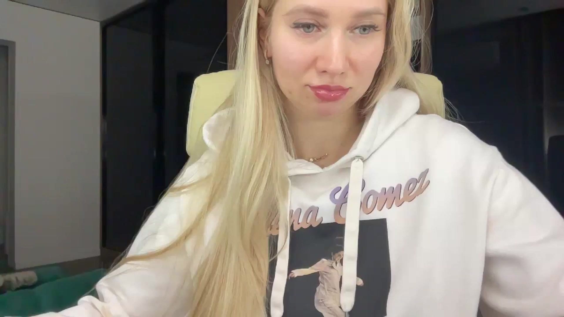 Gallery image thumbnail from Miss_Sylvia's myfreecams stream on, 01/31/2026, 20:10 image 8 of 20