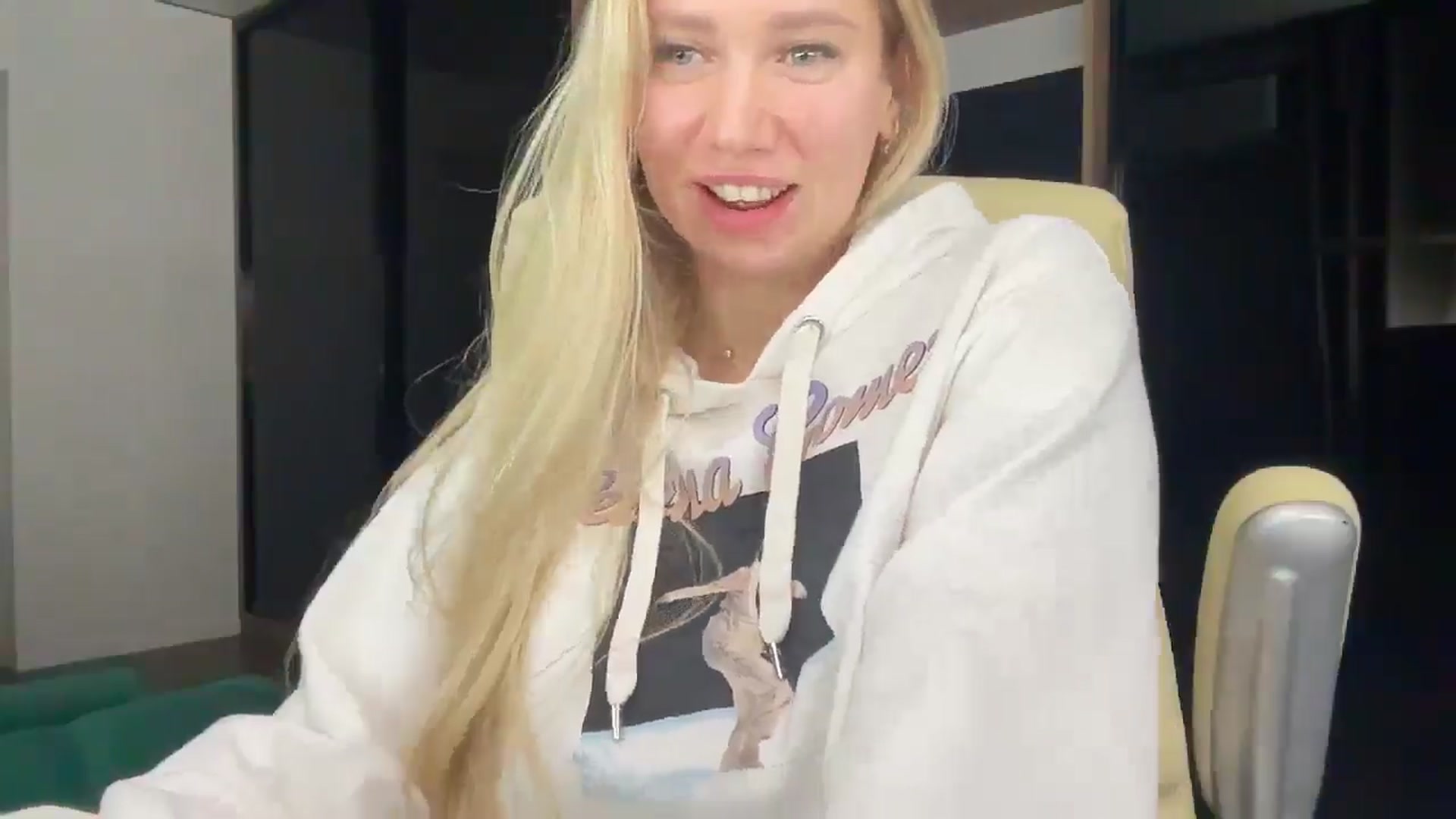 Gallery image thumbnail from Miss_Sylvia's myfreecams stream on, 01/31/2026, 22:25 image 6 of 20
