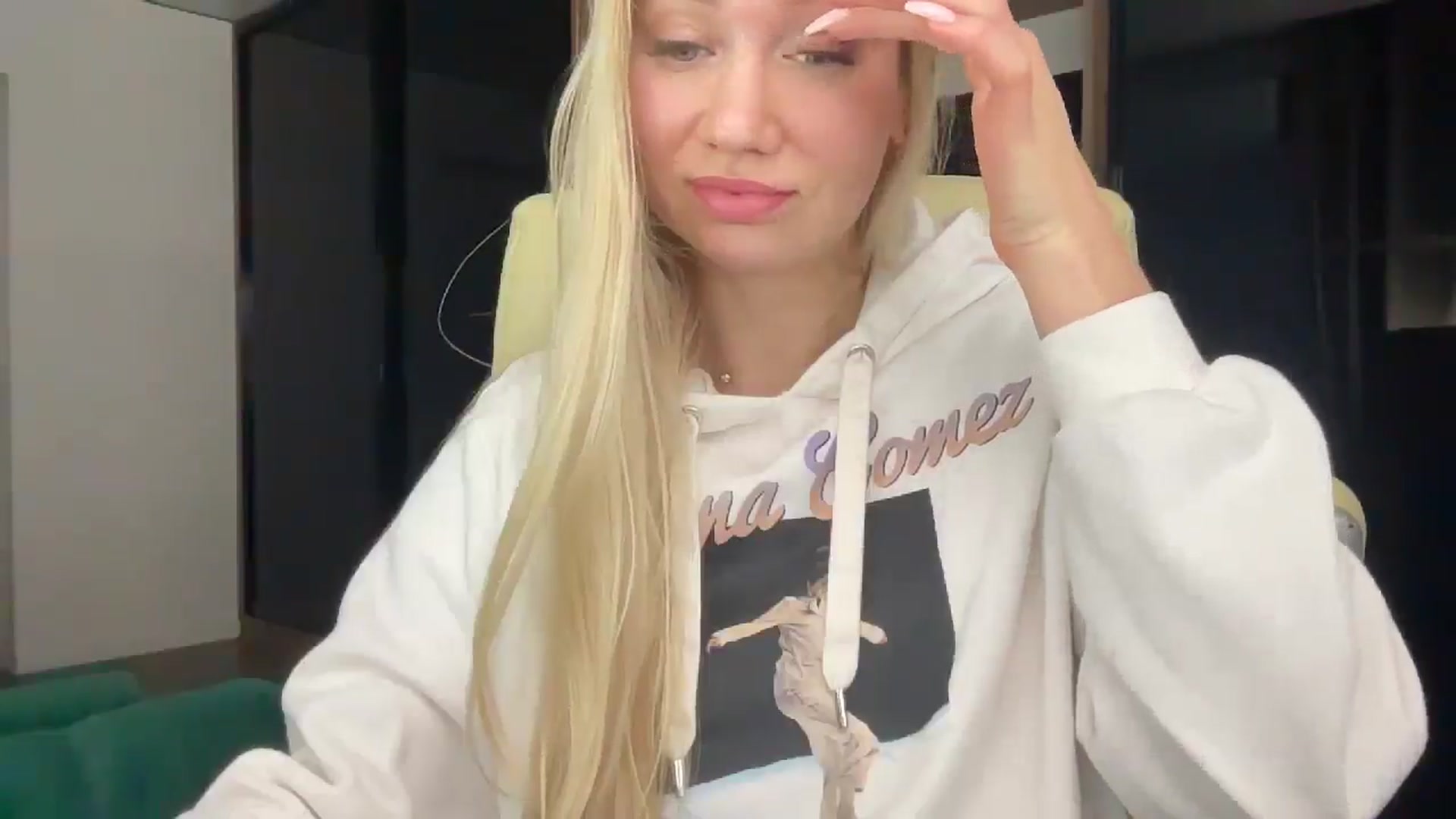 Gallery image thumbnail from Miss_Sylvia's myfreecams stream on, 01/31/2026, 22:25 image 14 of 20