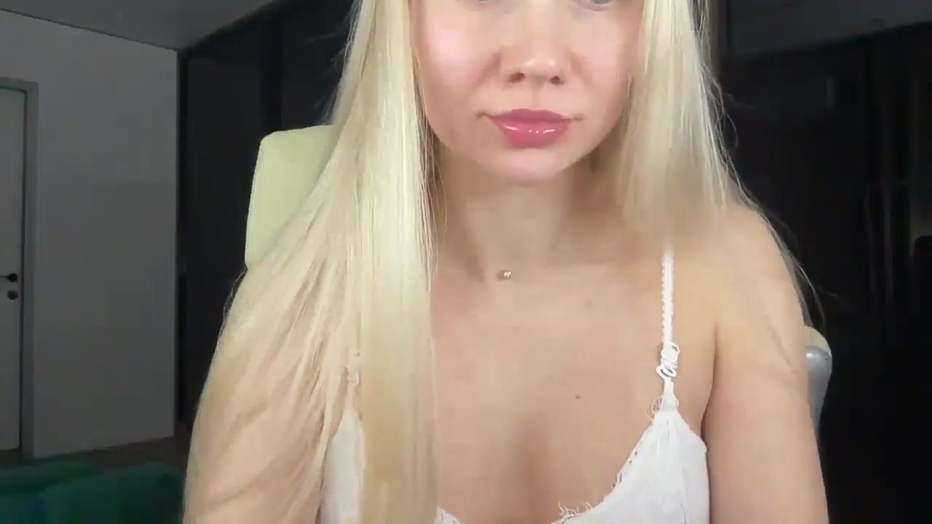 Gallery image thumbnail from Miss_Sylvia's myfreecams stream on, 02/02/2026, 21:10 image 4 of 20