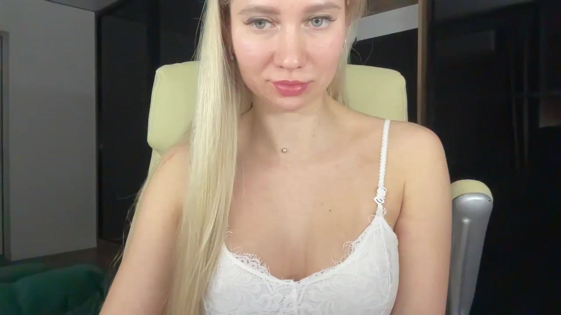 Gallery image thumbnail from Miss_Sylvia's myfreecams stream on, 02/02/2026, 21:10 image 10 of 20