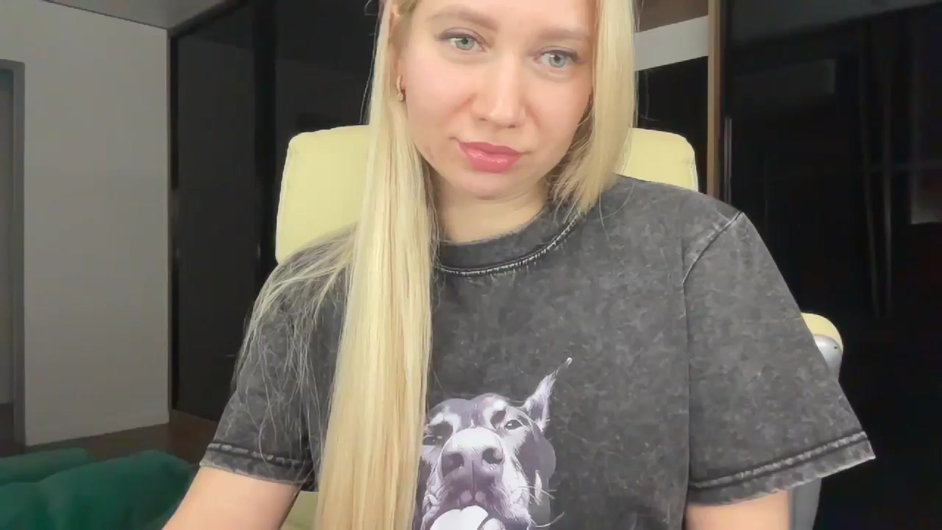Gallery image thumbnail from Miss_Sylvia's myfreecams stream on, 02/03/2026, 19:49 image 8 of 20