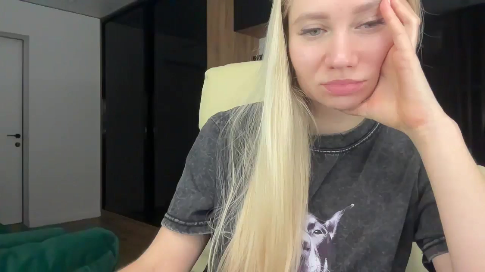 Gallery image thumbnail from Miss_Sylvia's myfreecams stream on, 02/03/2026, 21:58 image 14 of 20