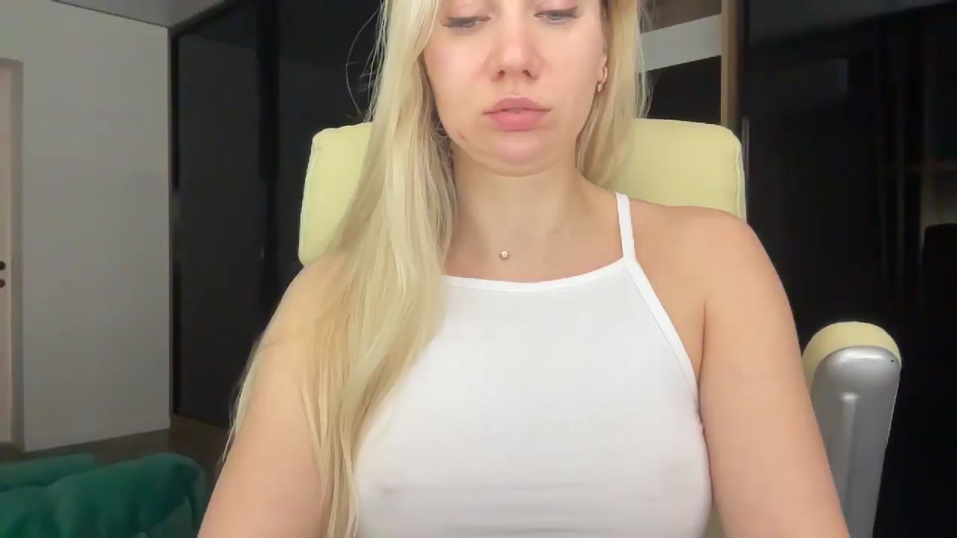 Gallery image thumbnail from Miss_Sylvia's myfreecams stream on, 02/04/2026, 21:46 image 15 of 20