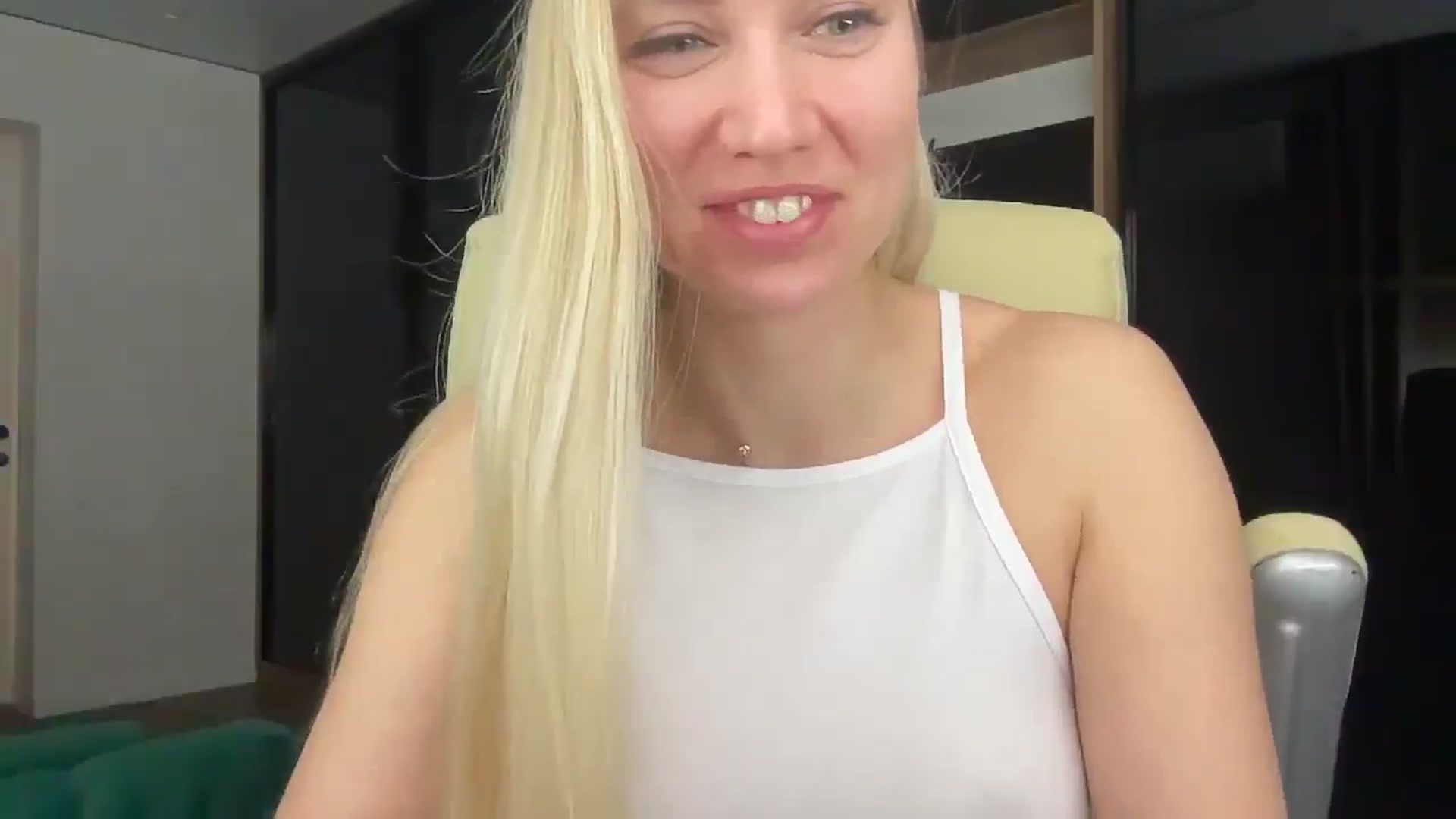 Gallery image thumbnail from Miss_Sylvia's myfreecams stream on, 02/04/2026, 21:46 image 5 of 20