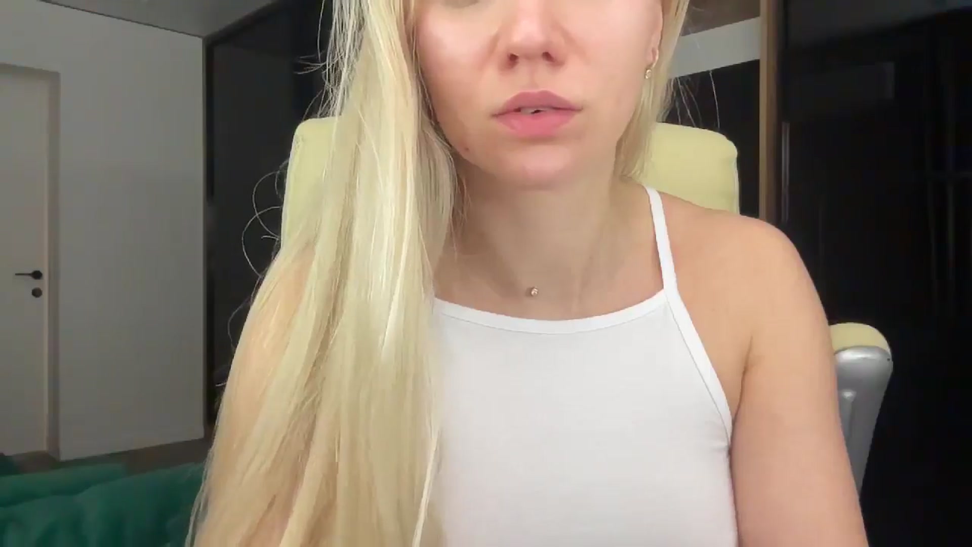Gallery image thumbnail from Miss_Sylvia's myfreecams stream on, 02/04/2026, 22:24 image 6 of 20