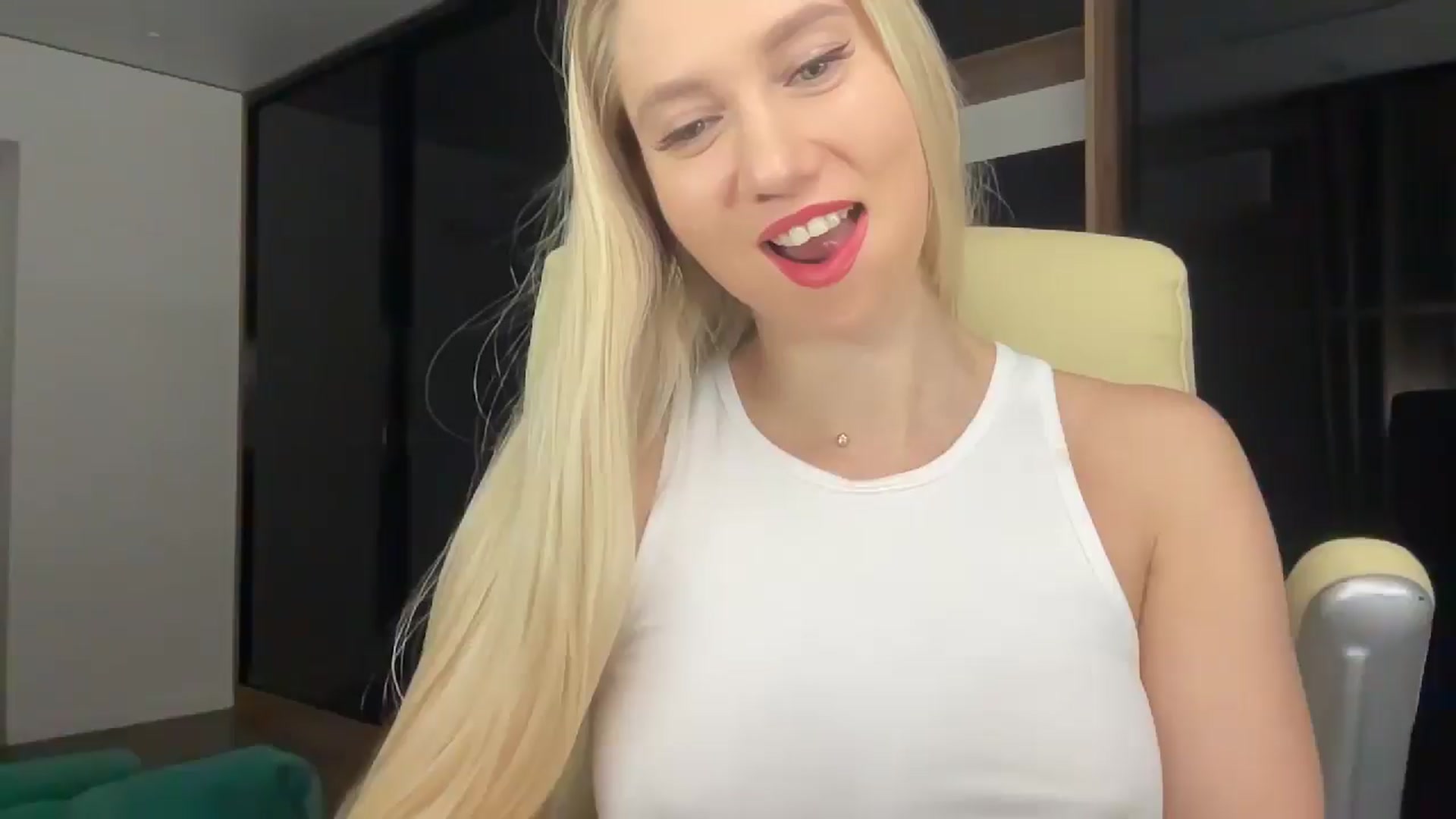 Gallery image thumbnail from Miss_Sylvia's myfreecams stream on, 02/05/2026, 18:49 image 13 of 20
