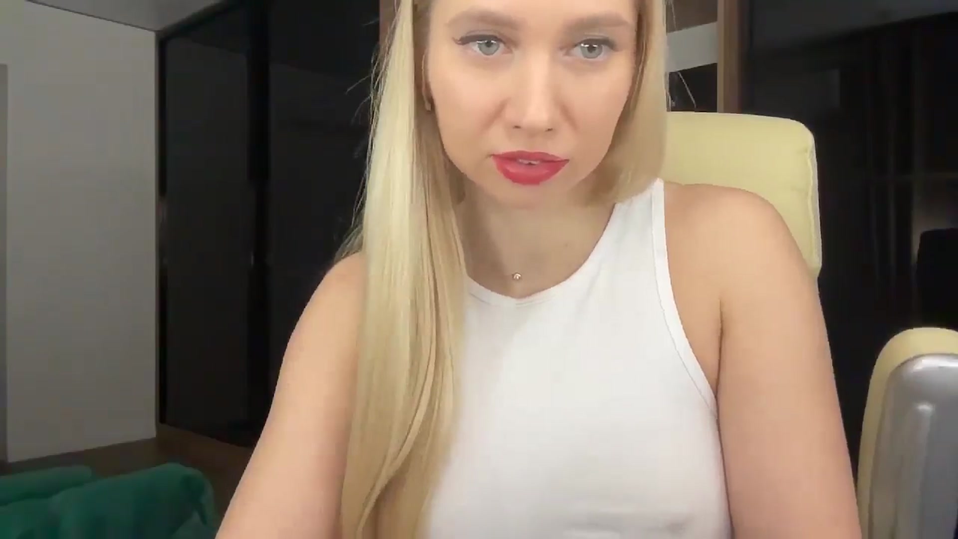 Gallery image thumbnail from Miss_Sylvia's myfreecams stream on, 02/05/2026, 18:49 image 8 of 20