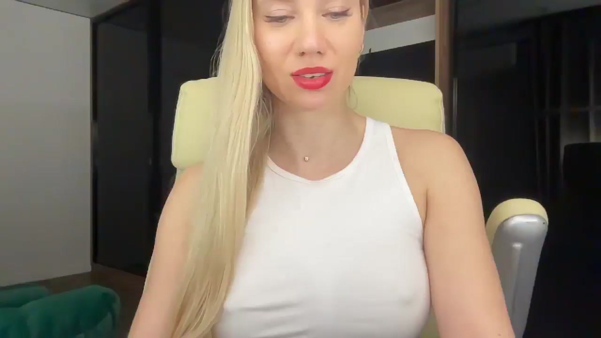 Gallery image thumbnail from Miss_Sylvia's myfreecams stream on, 02/05/2026, 22:59 image 19 of 20
