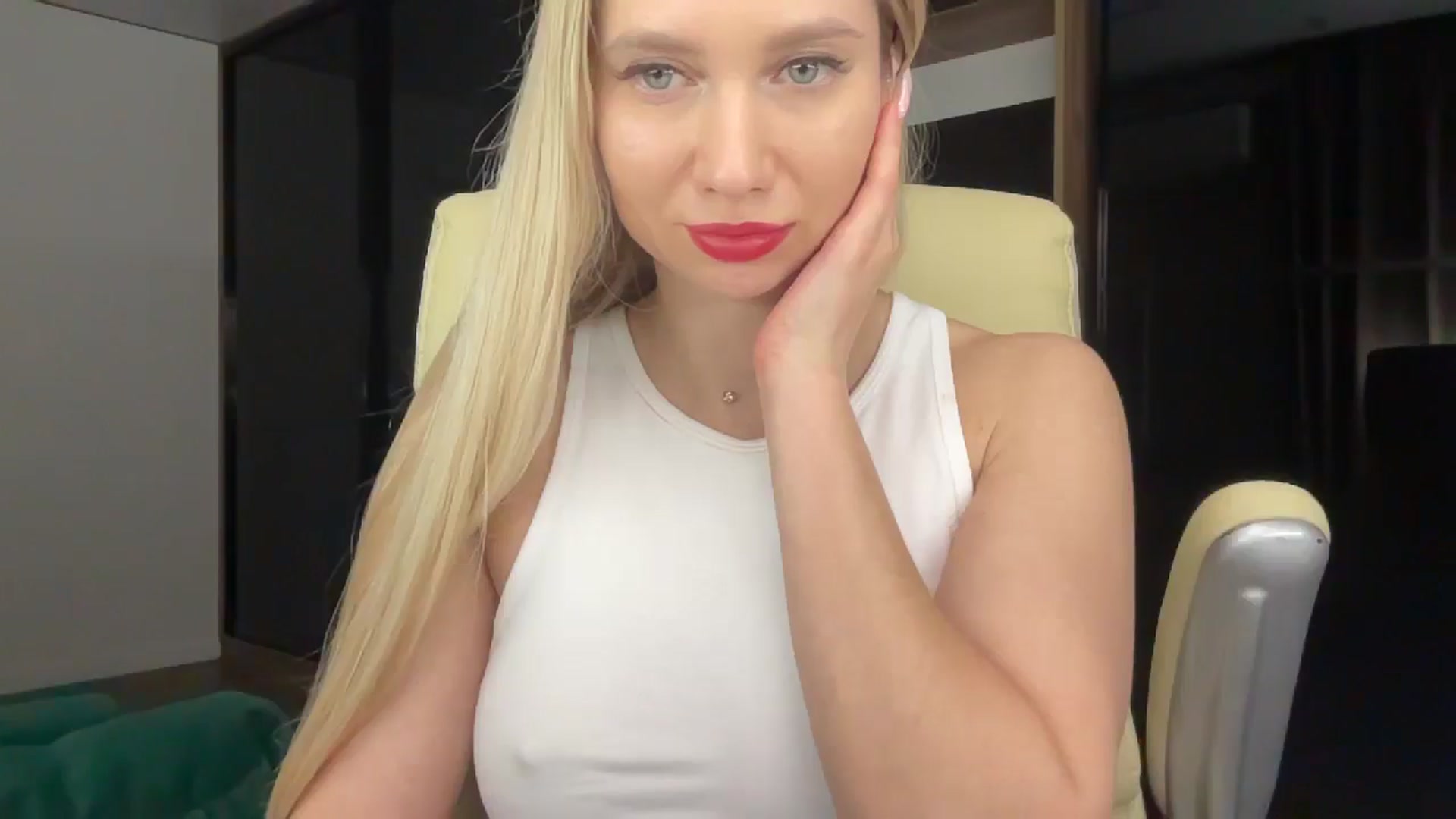Gallery image thumbnail from Miss_Sylvia's myfreecams stream on, 02/05/2026, 22:59 image 20 of 20