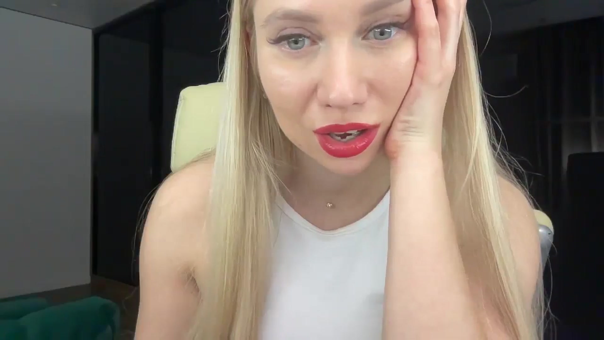 Gallery image thumbnail from Miss_Sylvia's myfreecams stream on, 02/05/2026, 22:59 image 16 of 20