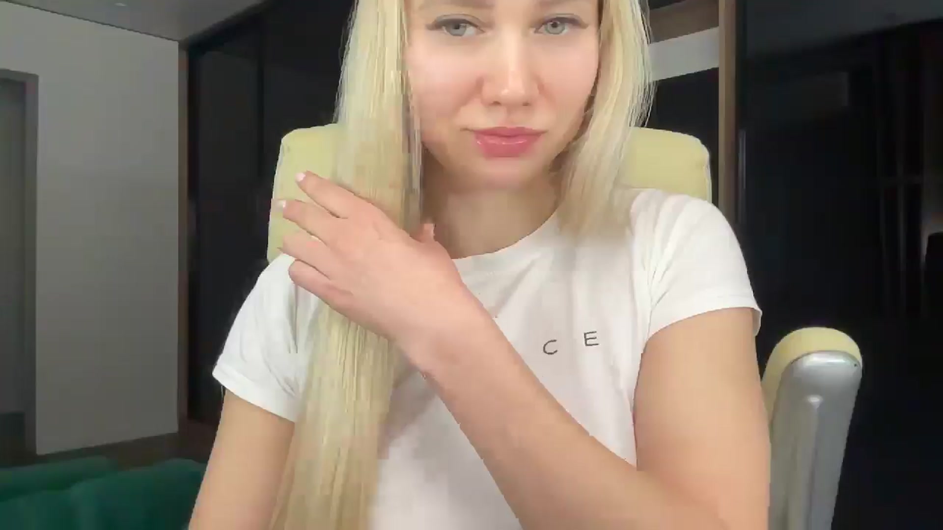 Gallery image thumbnail from Miss_Sylvia's myfreecams stream on, 02/06/2026, 20:31 image 6 of 20