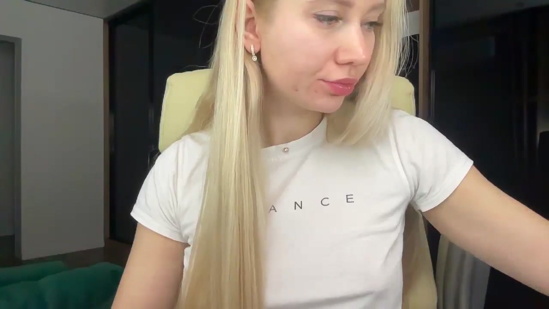 Gallery image thumbnail from Miss_Sylvia's myfreecams stream on, 02/06/2026, 20:31 image 7 of 20