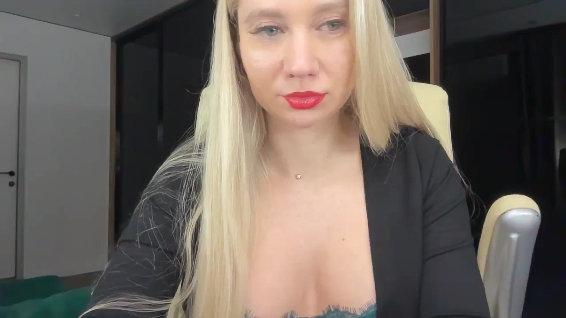Gallery image thumbnail from Miss_Sylvia's myfreecams stream on, 02/07/2026, 22:44 image 15 of 20