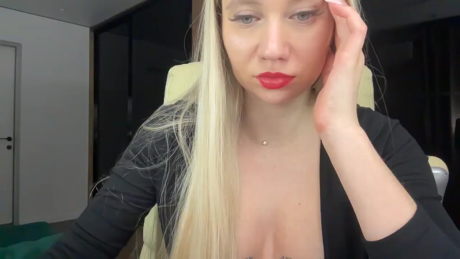 Gallery image thumbnail from Miss_Sylvia's myfreecams stream on, 02/07/2026, 22:44 image 19 of 20