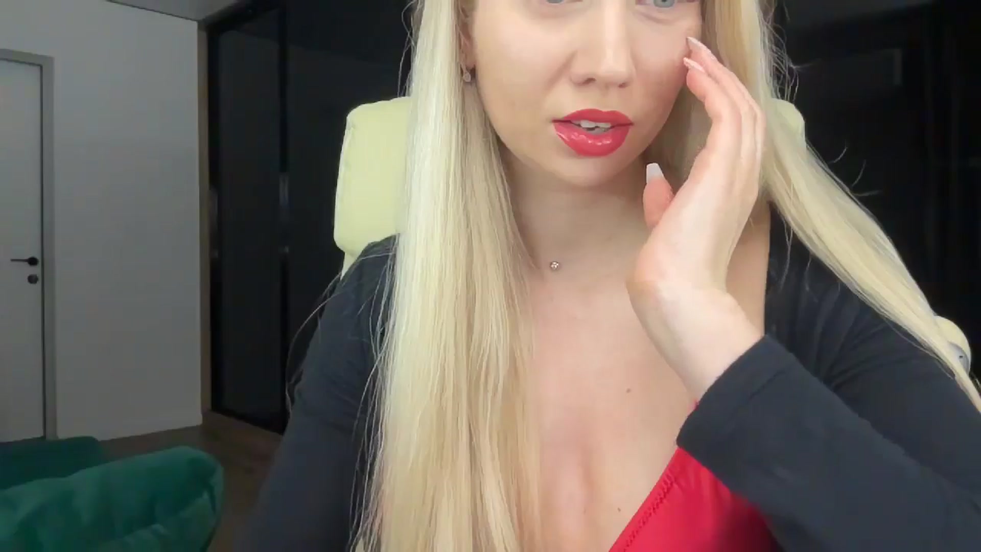 Gallery image thumbnail from Miss_Sylvia's myfreecams stream on, 02/09/2026, 18:02 image 18 of 20