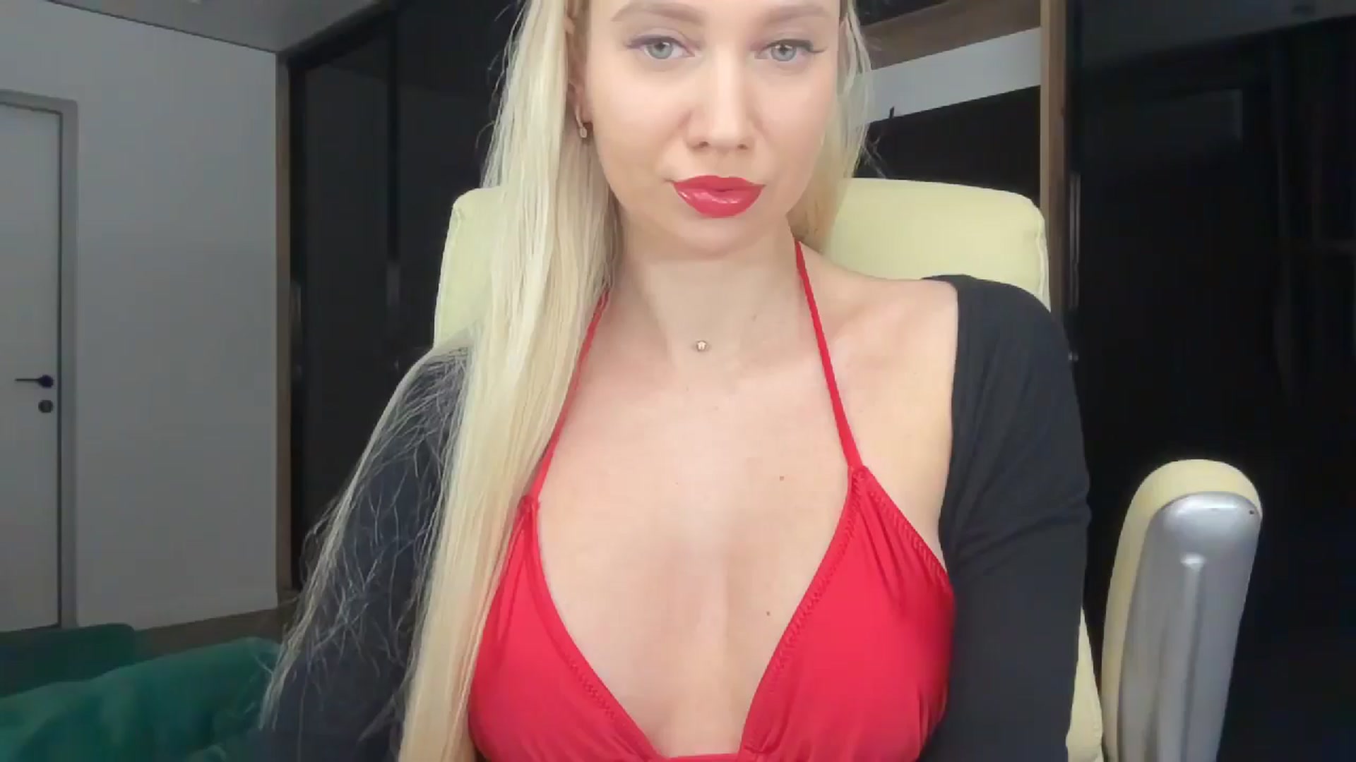 Gallery image thumbnail from Miss_Sylvia's myfreecams stream on, 02/09/2026, 18:02 image 7 of 20