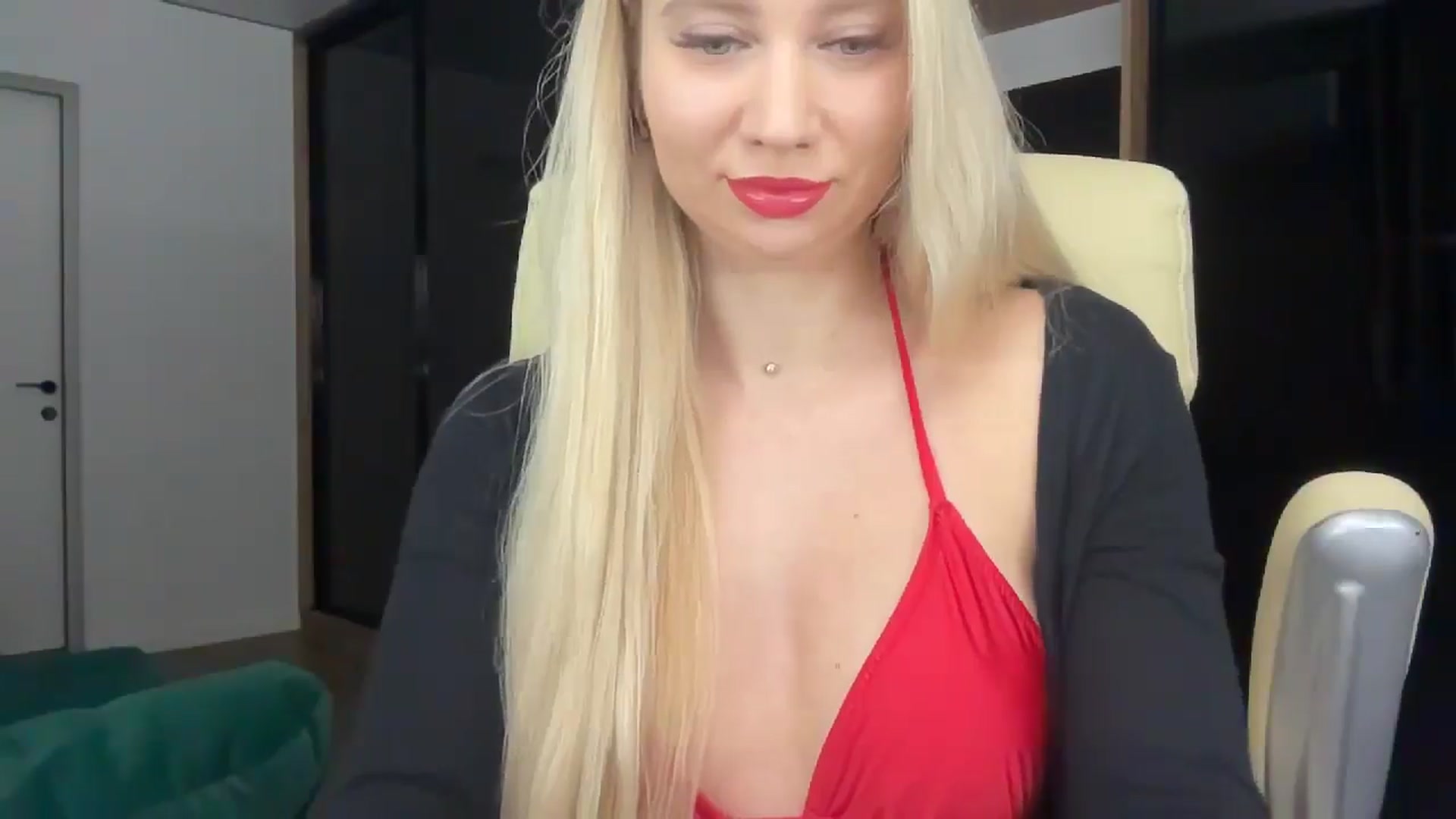 Gallery image thumbnail from Miss_Sylvia's myfreecams stream on, 02/09/2026, 18:02 image 15 of 20